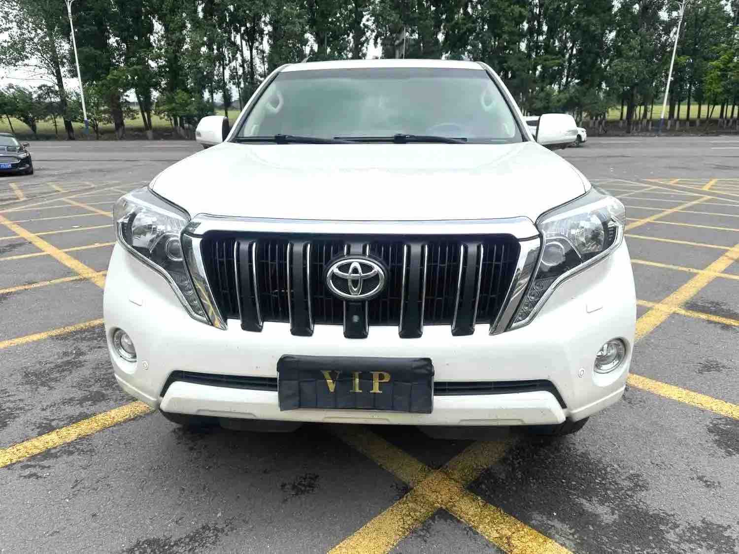 Toyota 2016 Prado 2.7 Luxury — 2