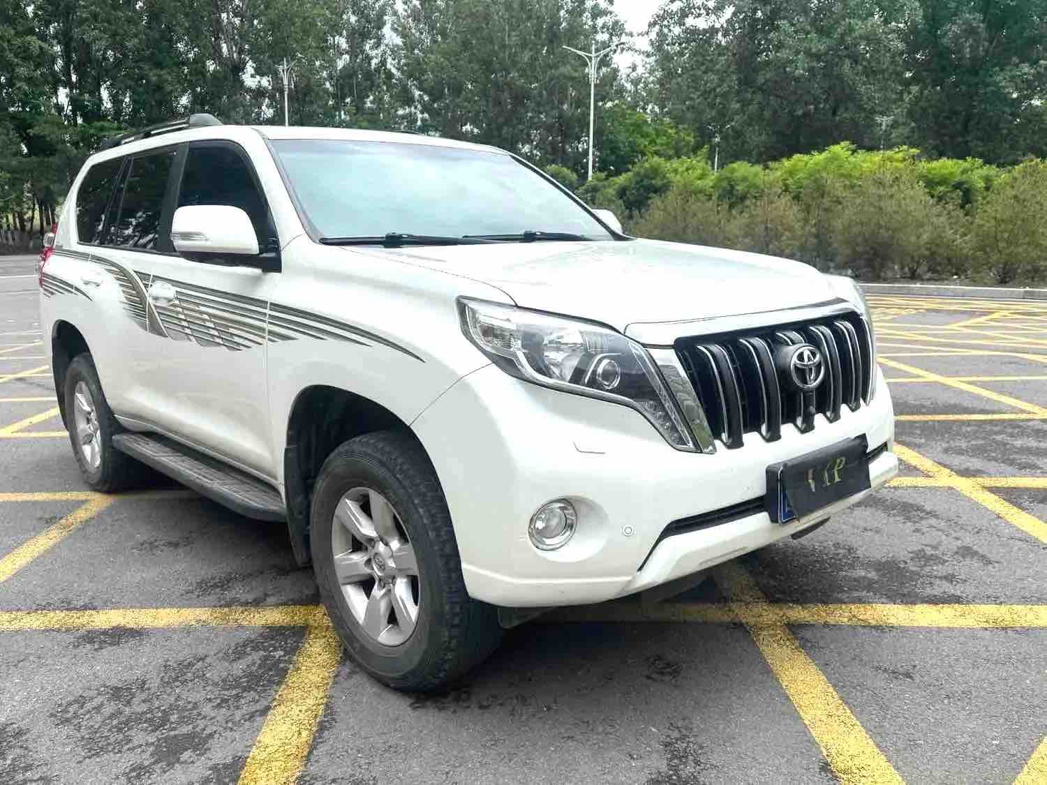 Toyota 2016 Prado 2.7 Luxury — 3