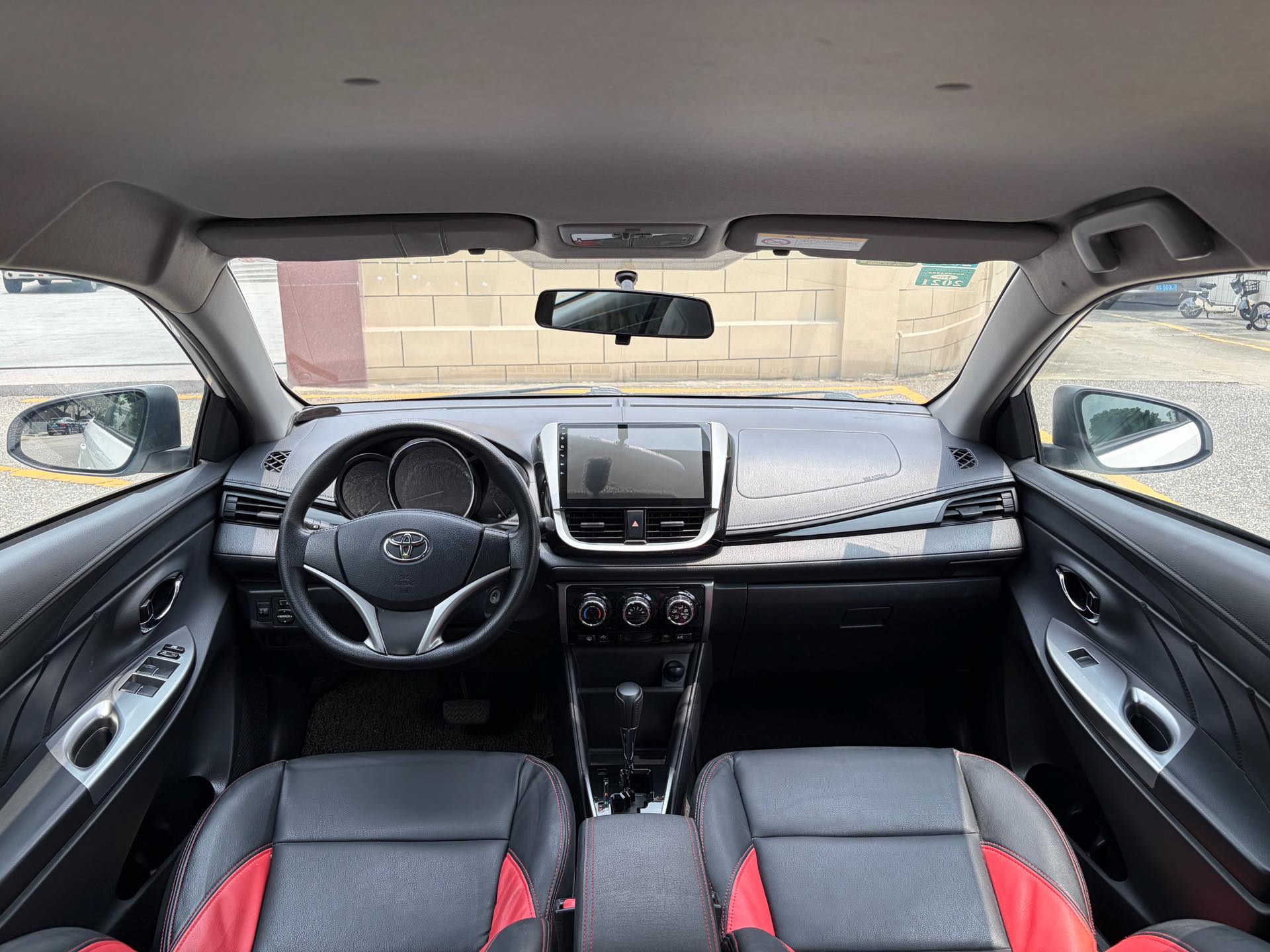 Toyota Yaris 2017 YARiS L Zhixiang 1.5G CVT Xuan Dong Edition — 10