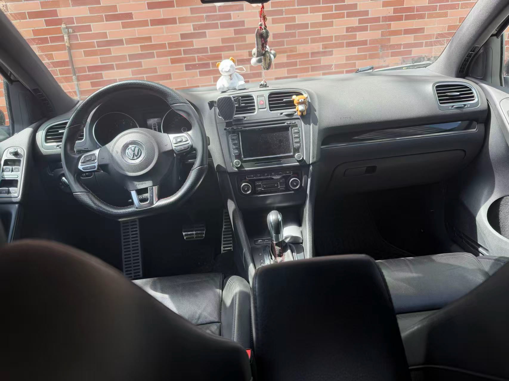 Volkswagen 2010 Golf GTI 2.0 TSI — 5