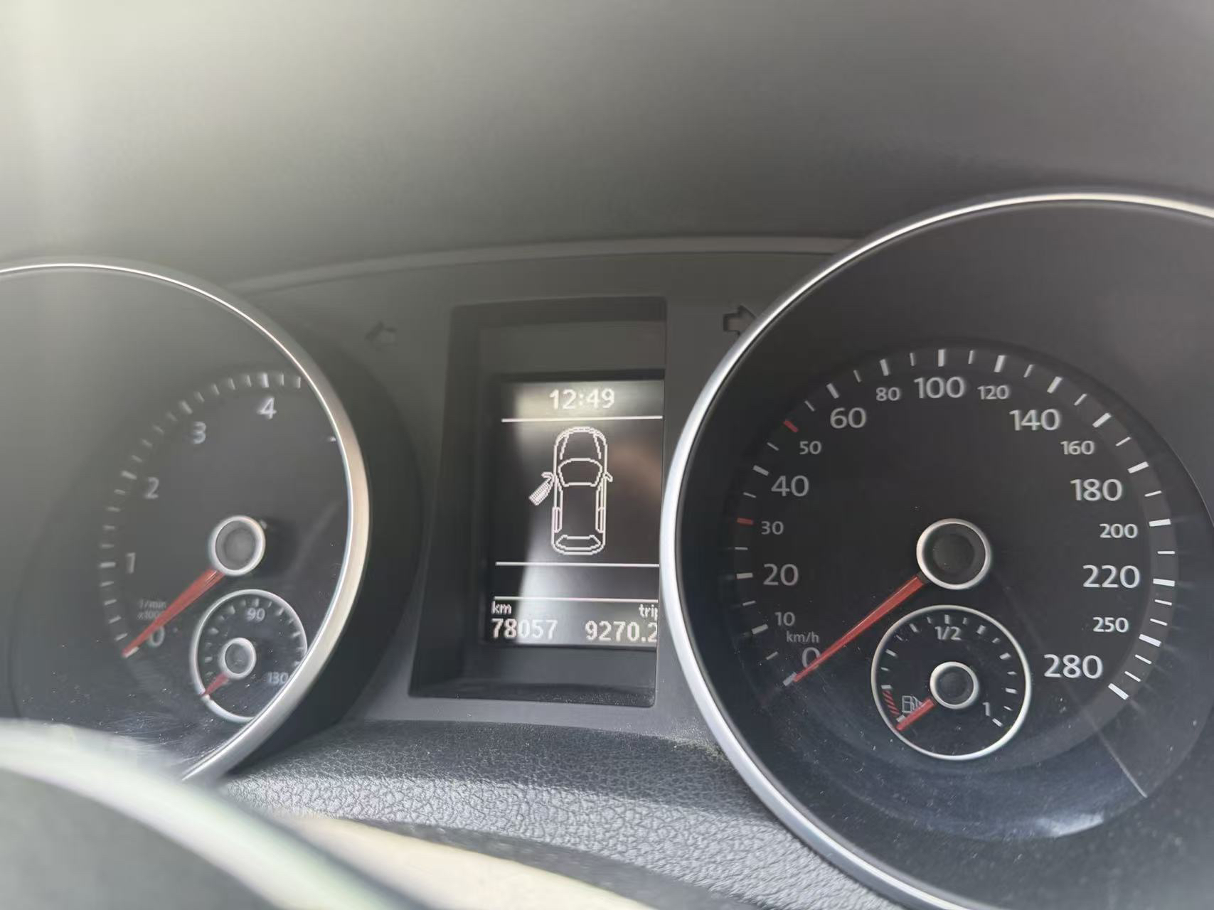 Volkswagen 2010 Golf GTI 2.0 TSI — 9