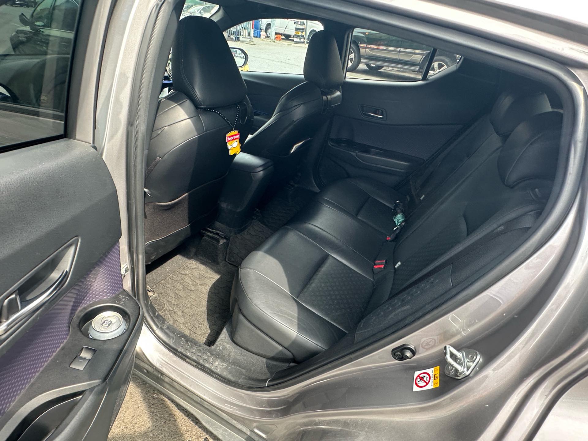 Toyota C-HR 2018 IZOA 2.0 CVT I-CHI Edition — 3