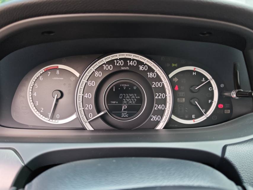 Honda 2014 9th-generation Accord 2.0 CVT LX Comfort — 9