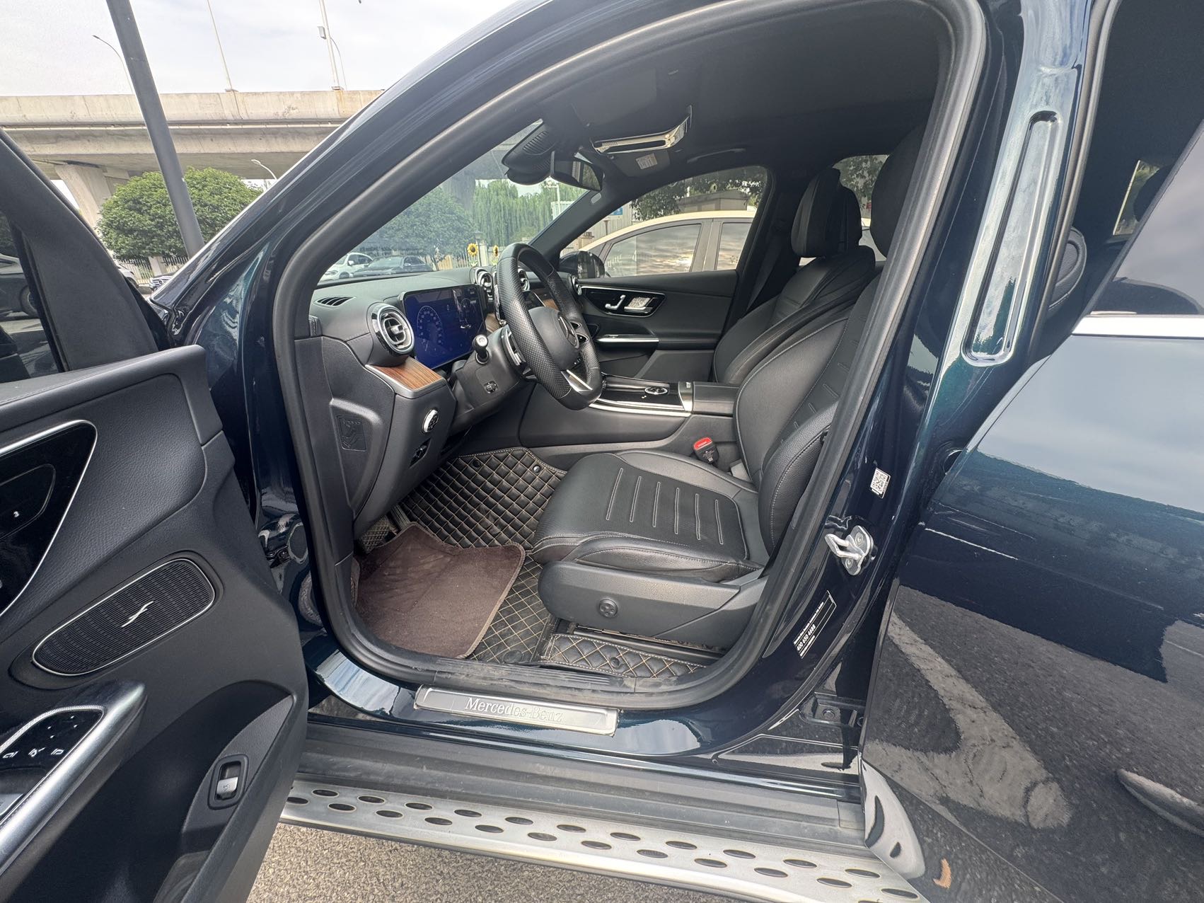 Mercedes-Benz 2024 GLC 300 L 4MATIC 48V 2.0T Dynamic 5-Seater — 6