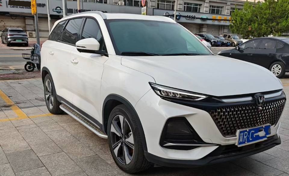 Changan 2024 X7 PLUS 1.5T Prestige 7-Seater — 3