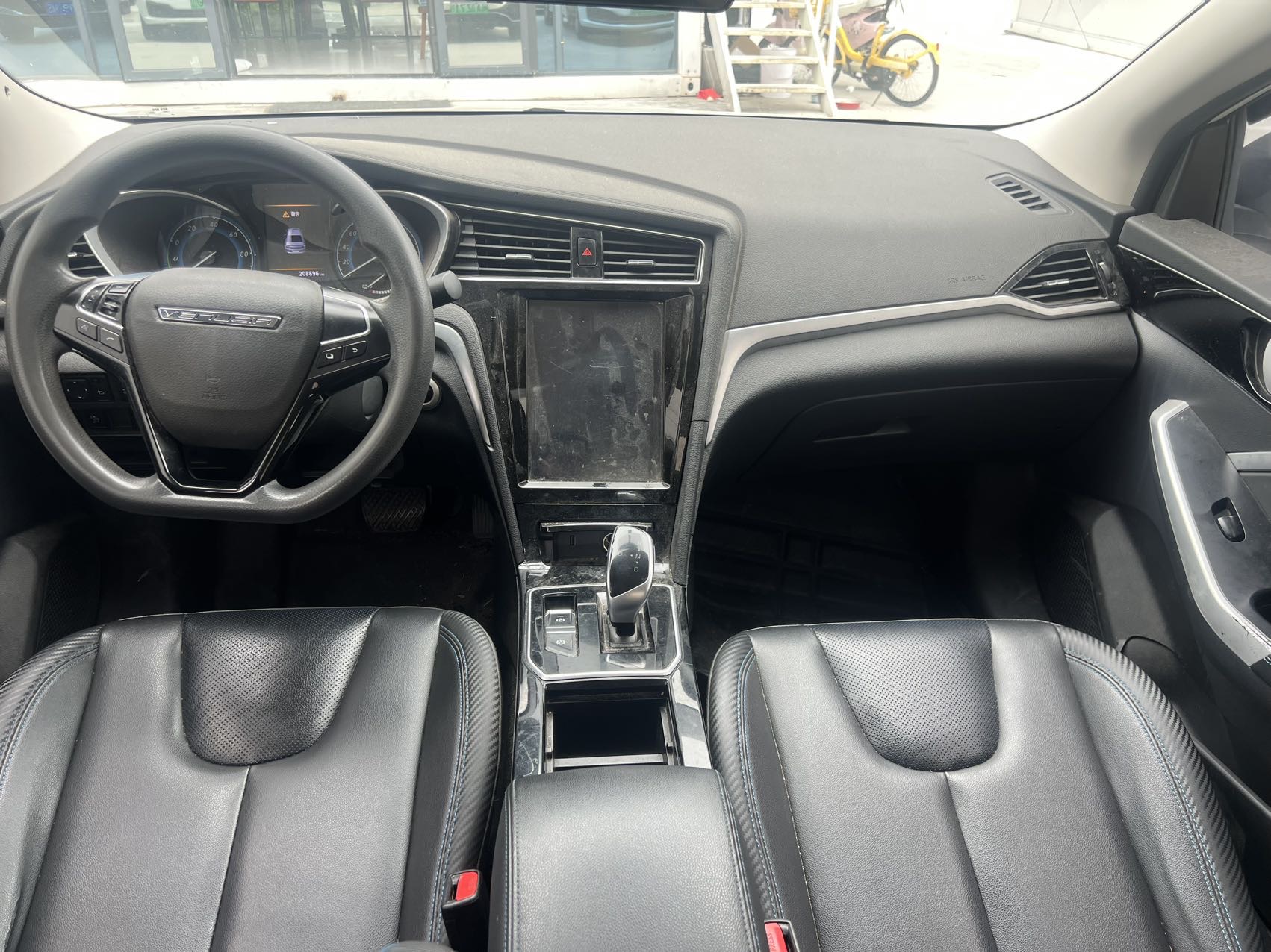 Venucia 2022 D60 EV Standard Range Comfort Version — 5