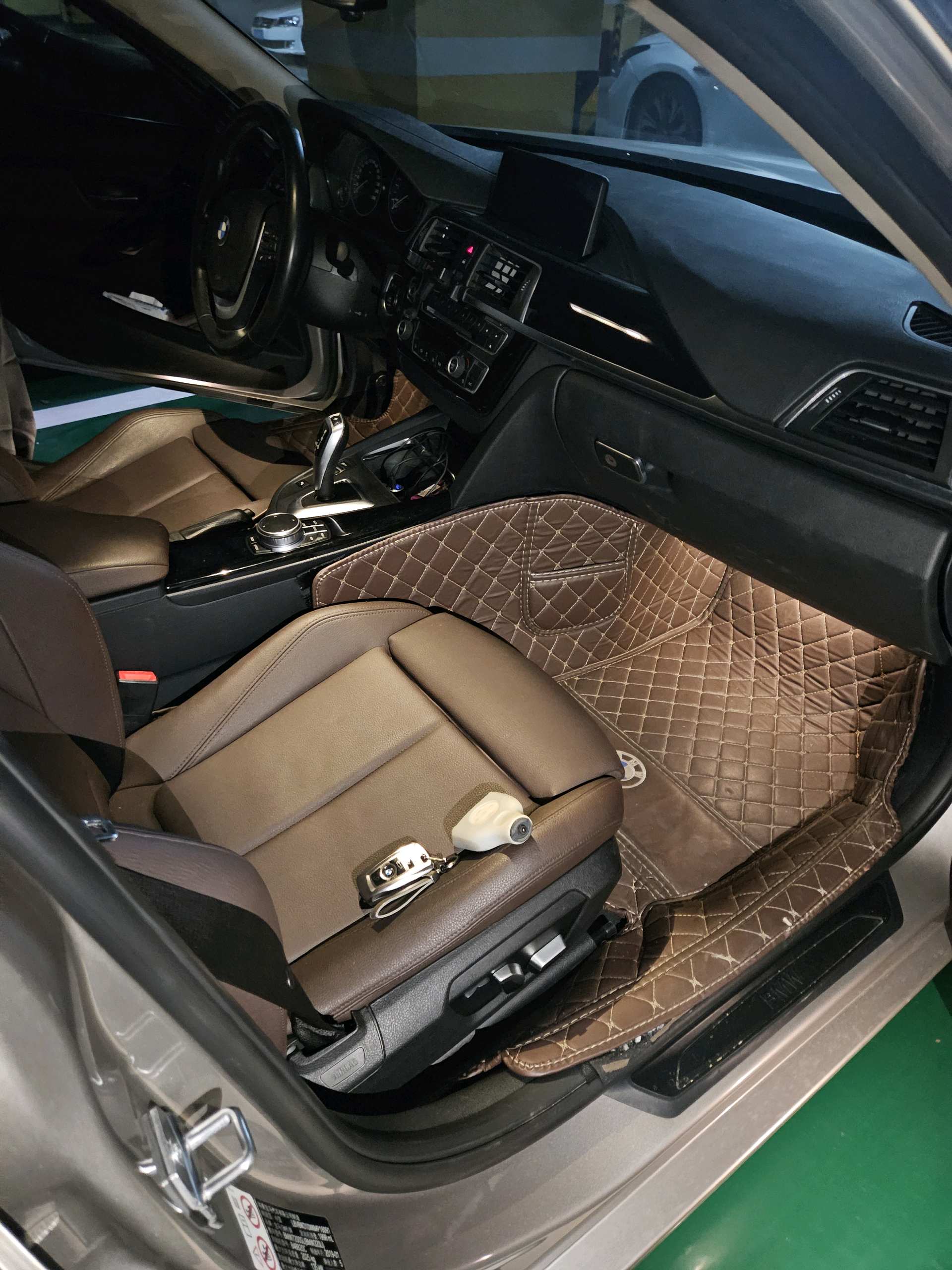 BMW 3 Series 2019 320Li 2.0T Fashion Model — 10