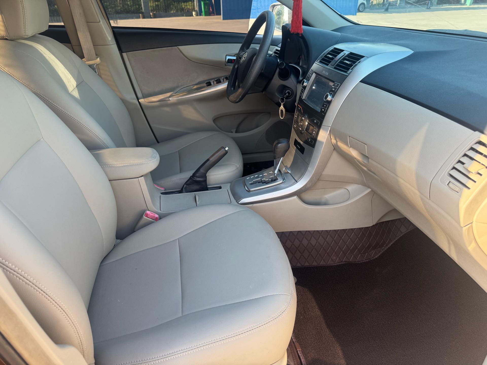 Toyota 2012 Corolla 1.6 GL Stylish Edition — 4