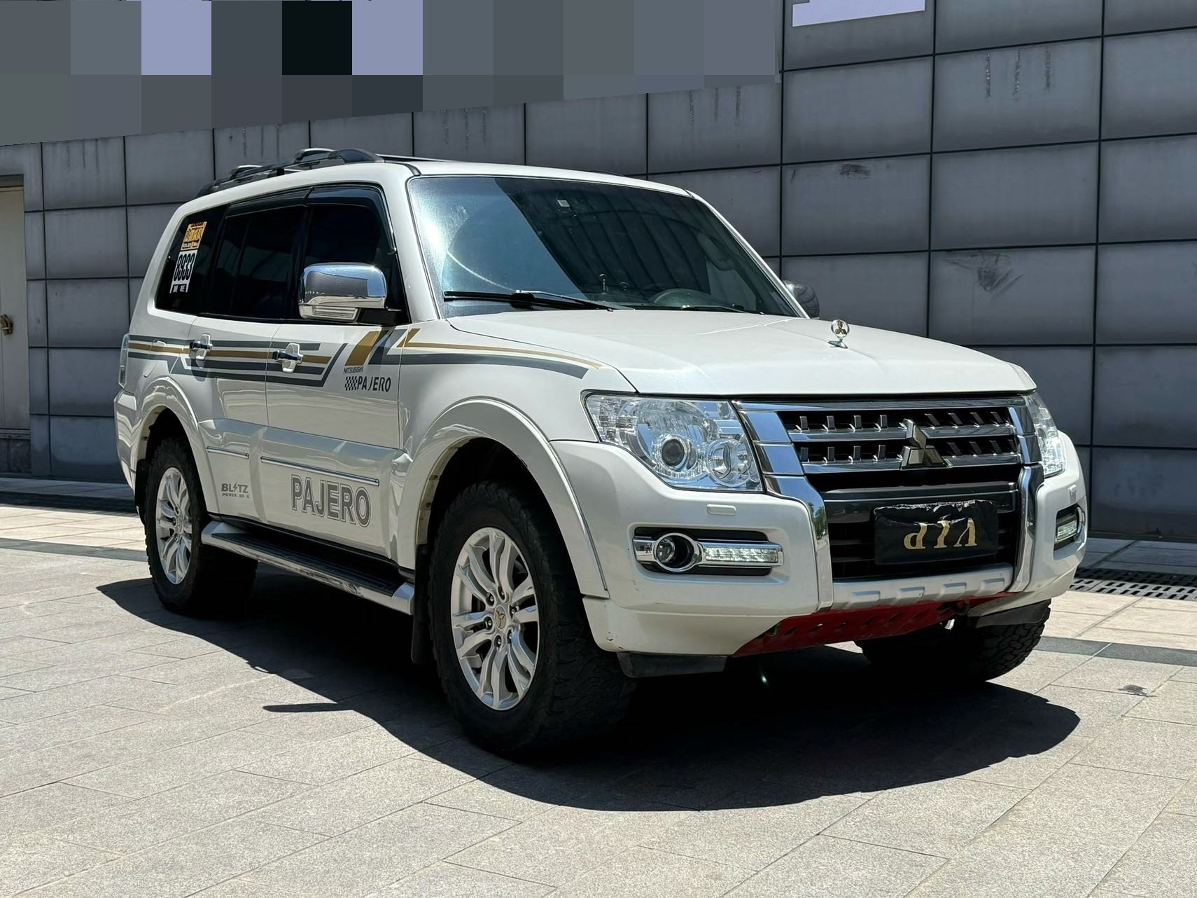Mitsubishi Pajero (Imported) 2017 Pajero 3.8 Middle East version — 3