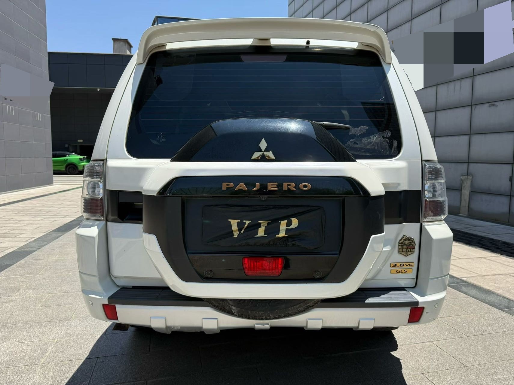Mitsubishi Pajero (Imported) 2017 Pajero 3.8 Middle East version — 9