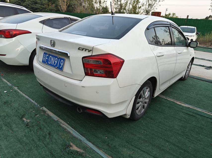 Honda City 2012 Civic 1.5 Elite Edition — 3