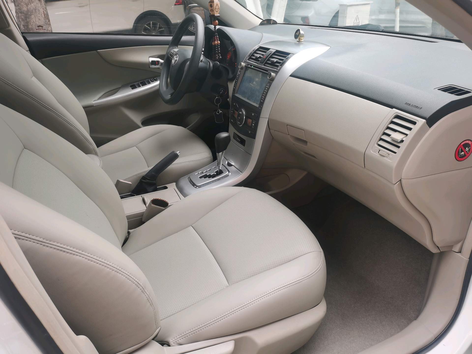 Toyota 2011 Corolla 1.8 CVT GL-i Commemorative Edition — 4