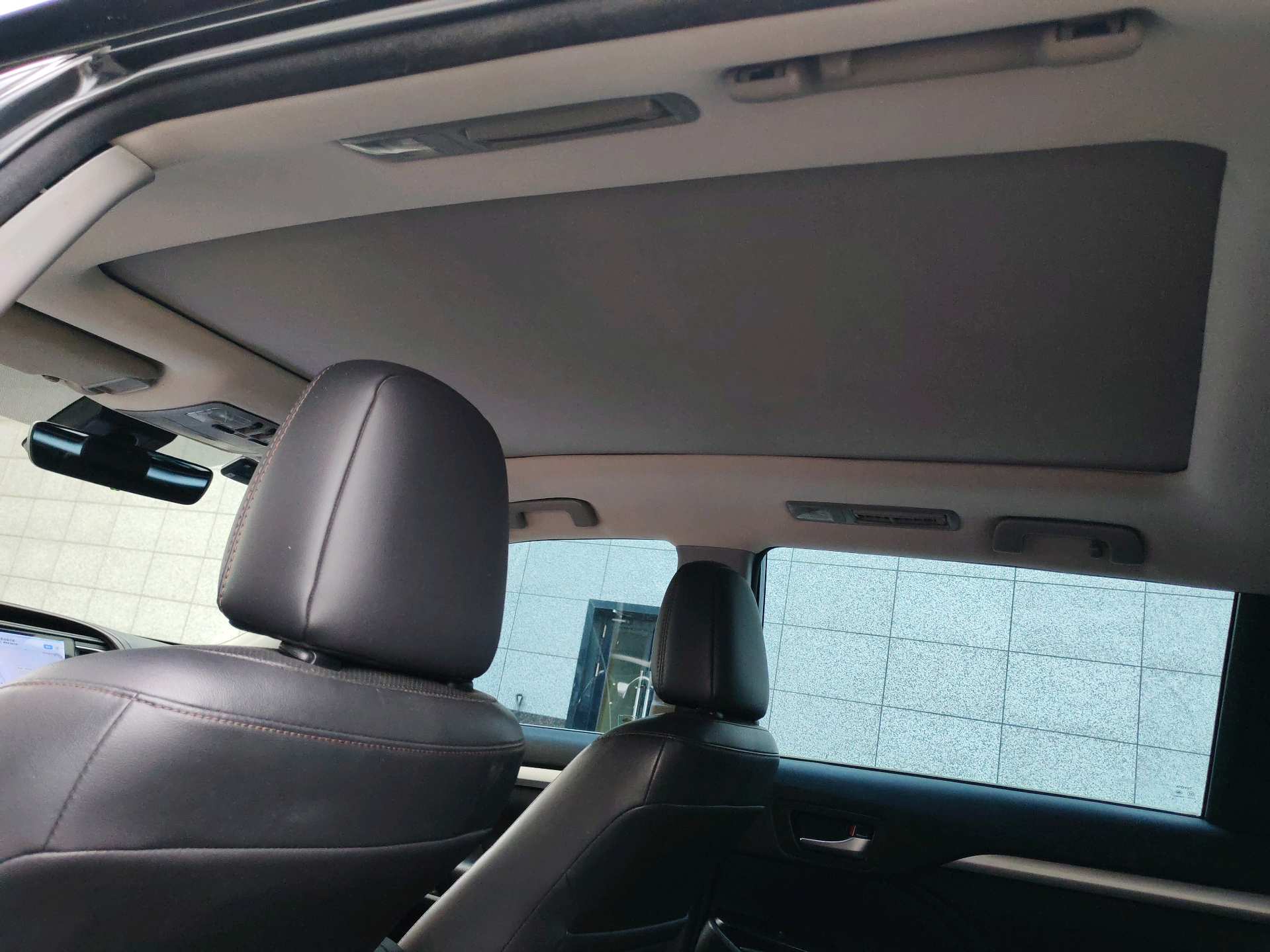 Toyota 2018 Highlander 2.0T 4WD Luxury 7-Seater — 10