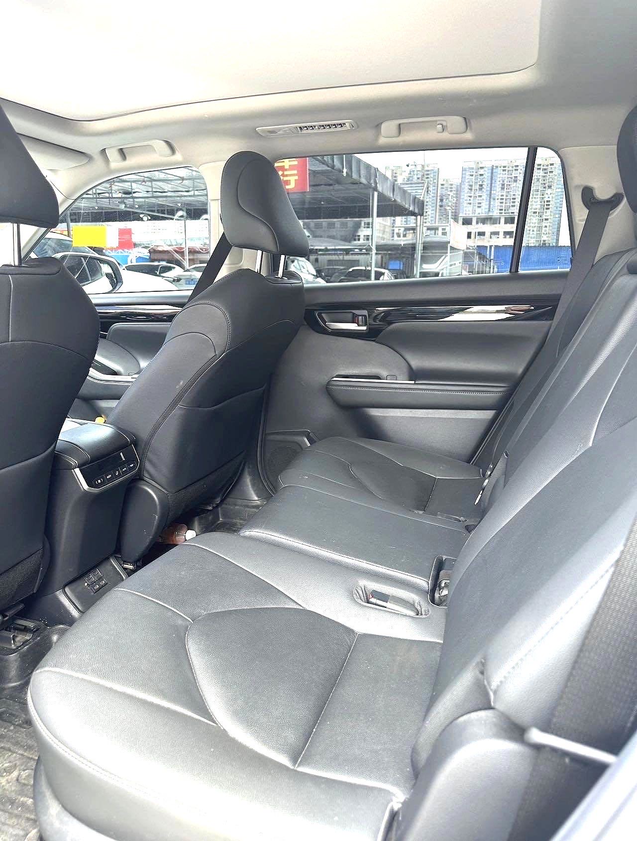 Toyota 2022 Highlander 2.0T 380T All-Wheel Drive Prestige 7-Seater — 5