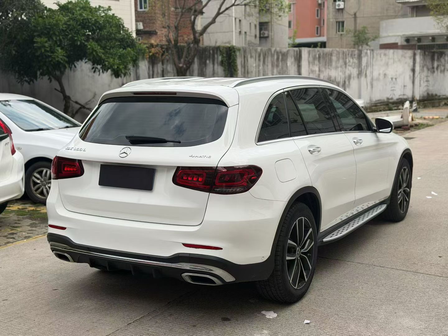Mercedes-Benz 2021 GLC 300 L 4MATIC 2.0T Sport — 6