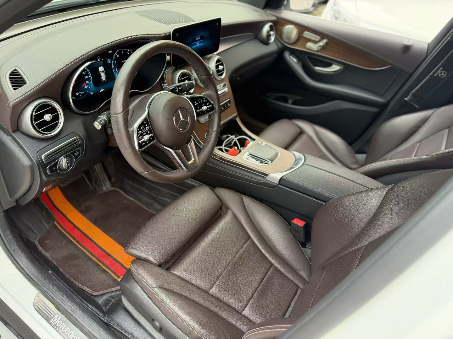 Mercedes-Benz 2021 GLC 300 L 4MATIC 2.0T Sport — 7