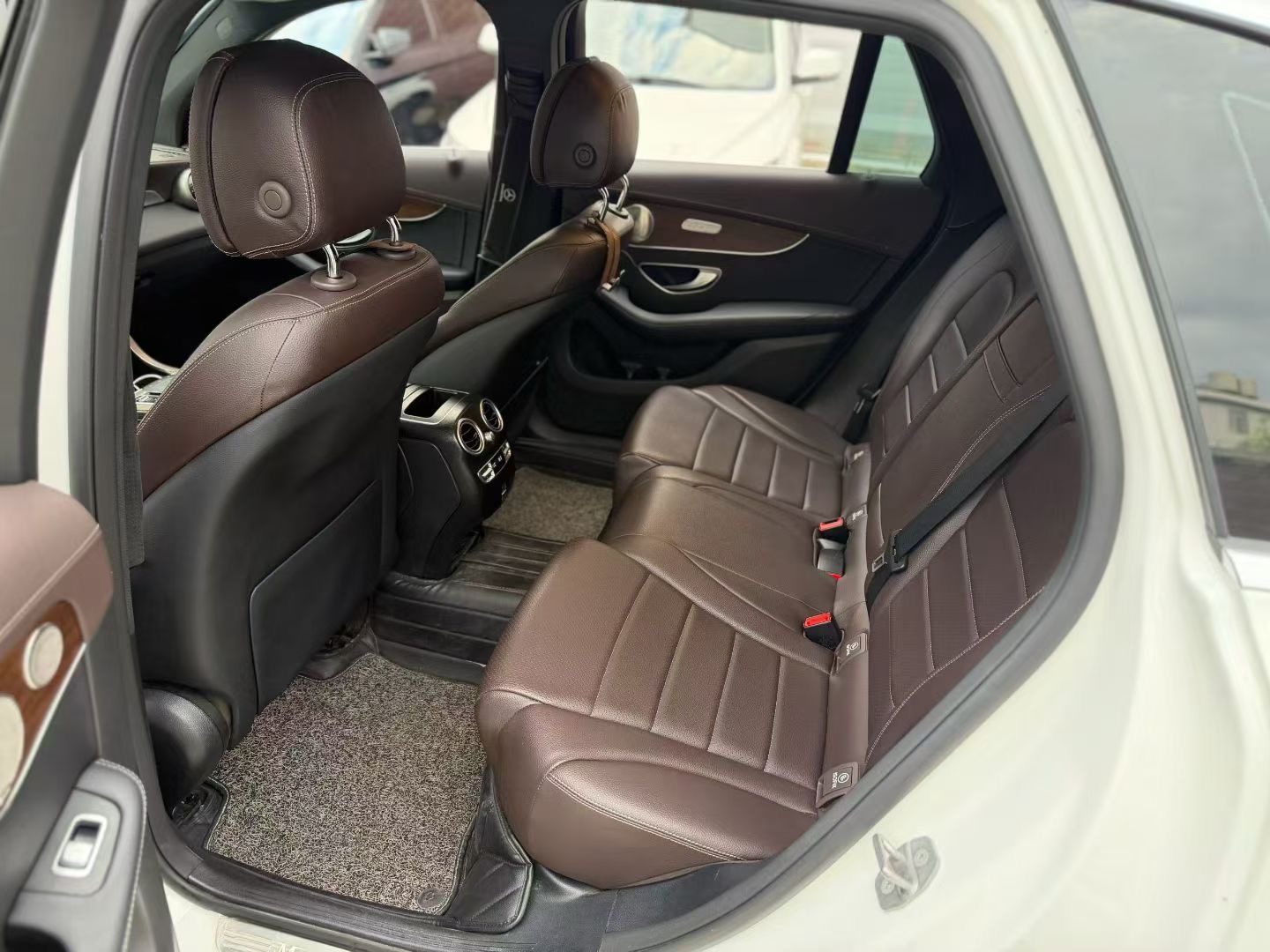 Mercedes-Benz 2021 GLC 300 L 4MATIC 2.0T Sport — 8