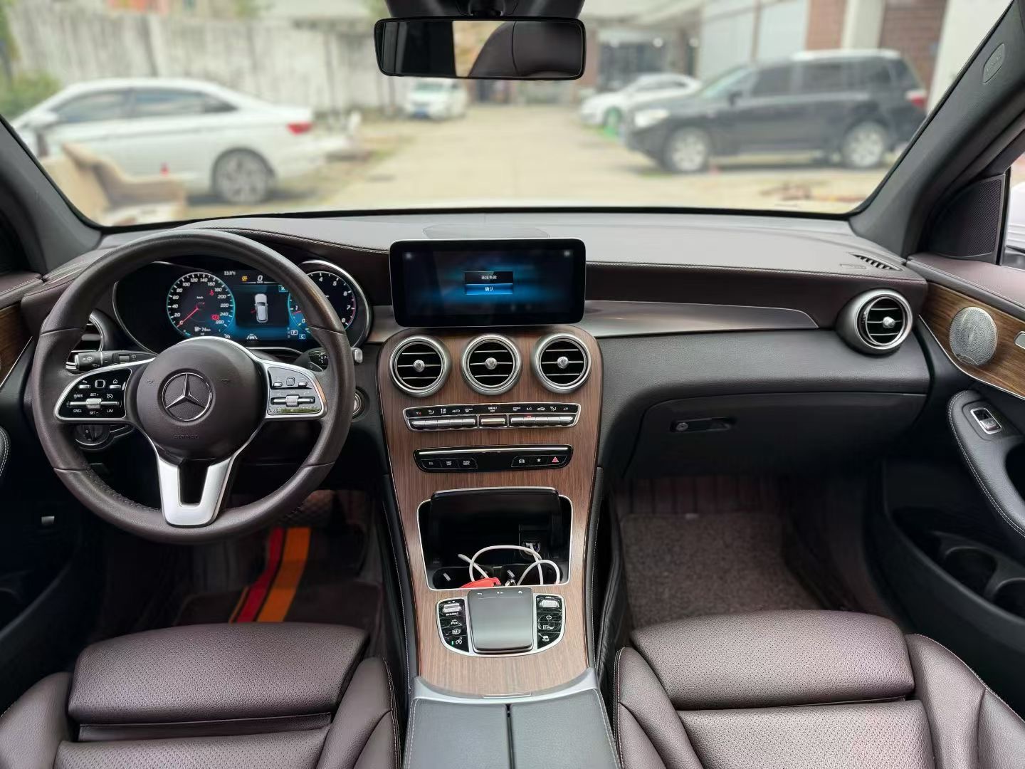 Mercedes-Benz 2021 GLC 300 L 4MATIC 2.0T Sport — 9
