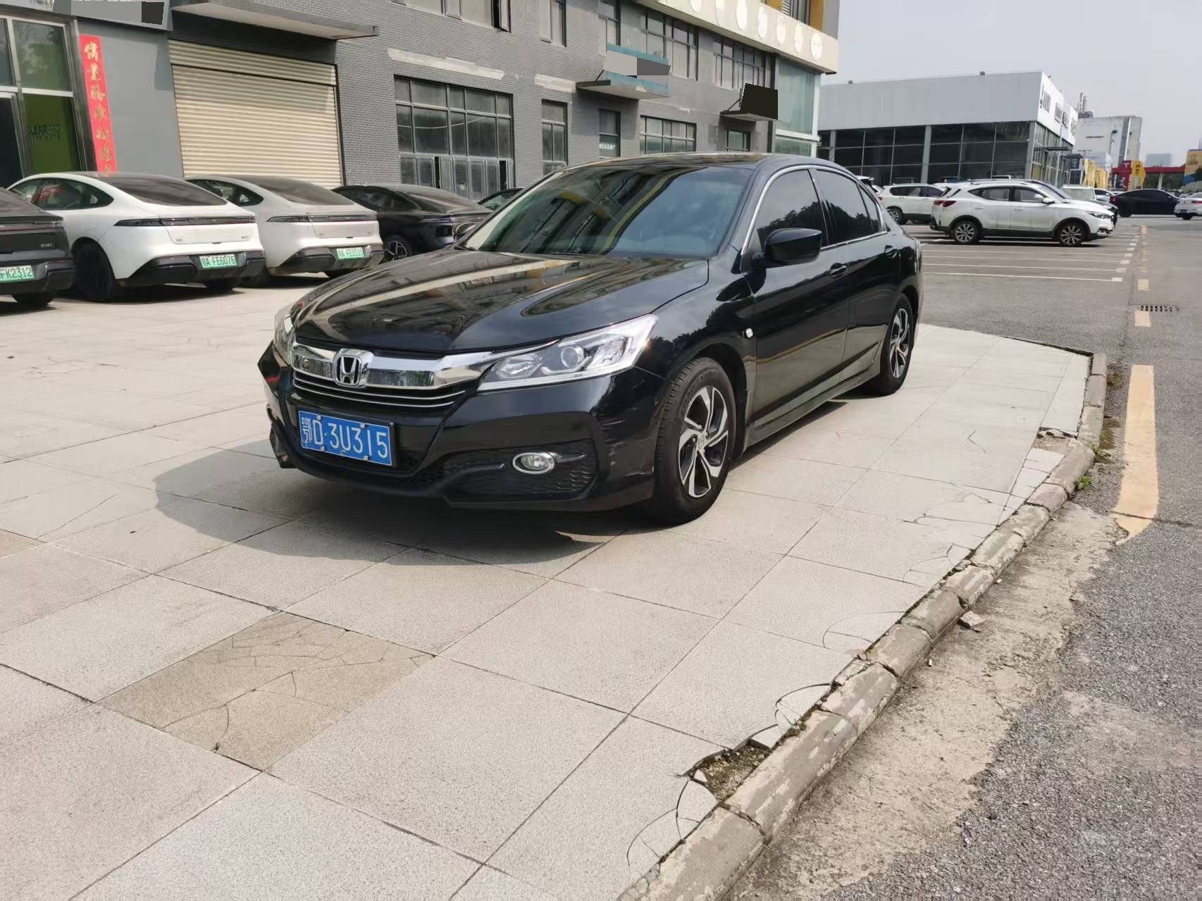 Honda 2016 9th-Gen Accord 2.0 CVT Comfort Version