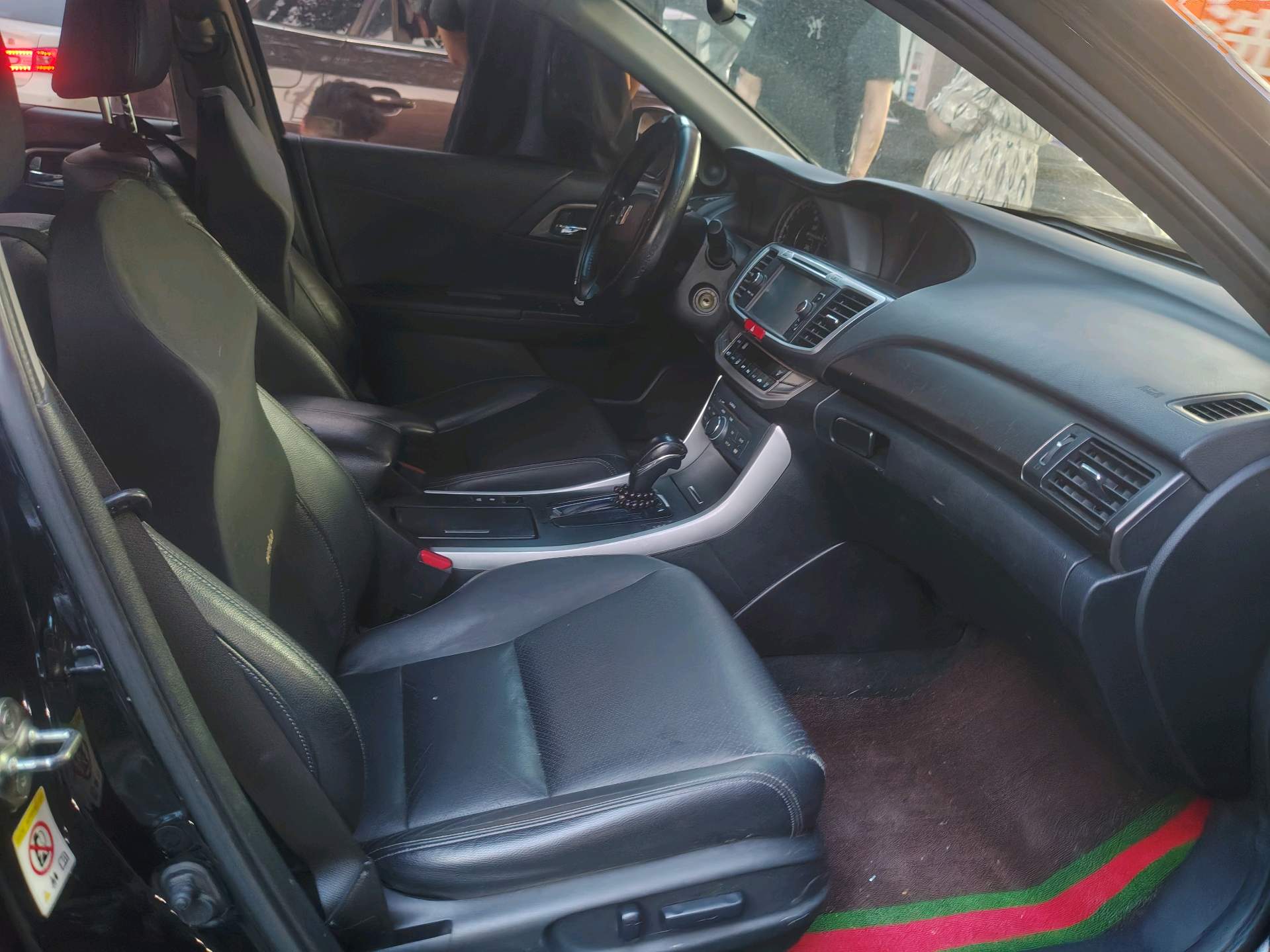 Honda 2014 9th-generation Accord 2.0 CVT EXN Luxury with Navigation — 4