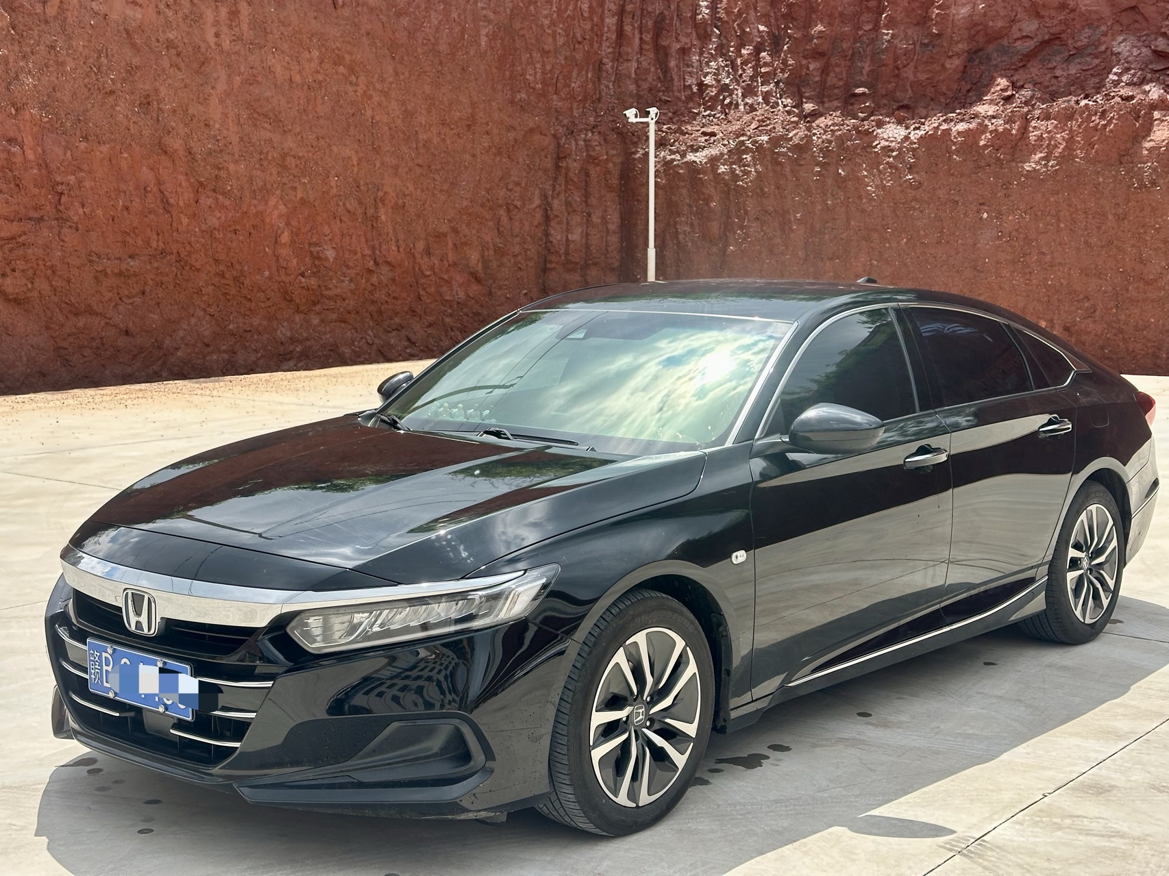 Honda 2022 10th-Gen Accord Hybrid 2.0 CVT Sharp Cool Edition