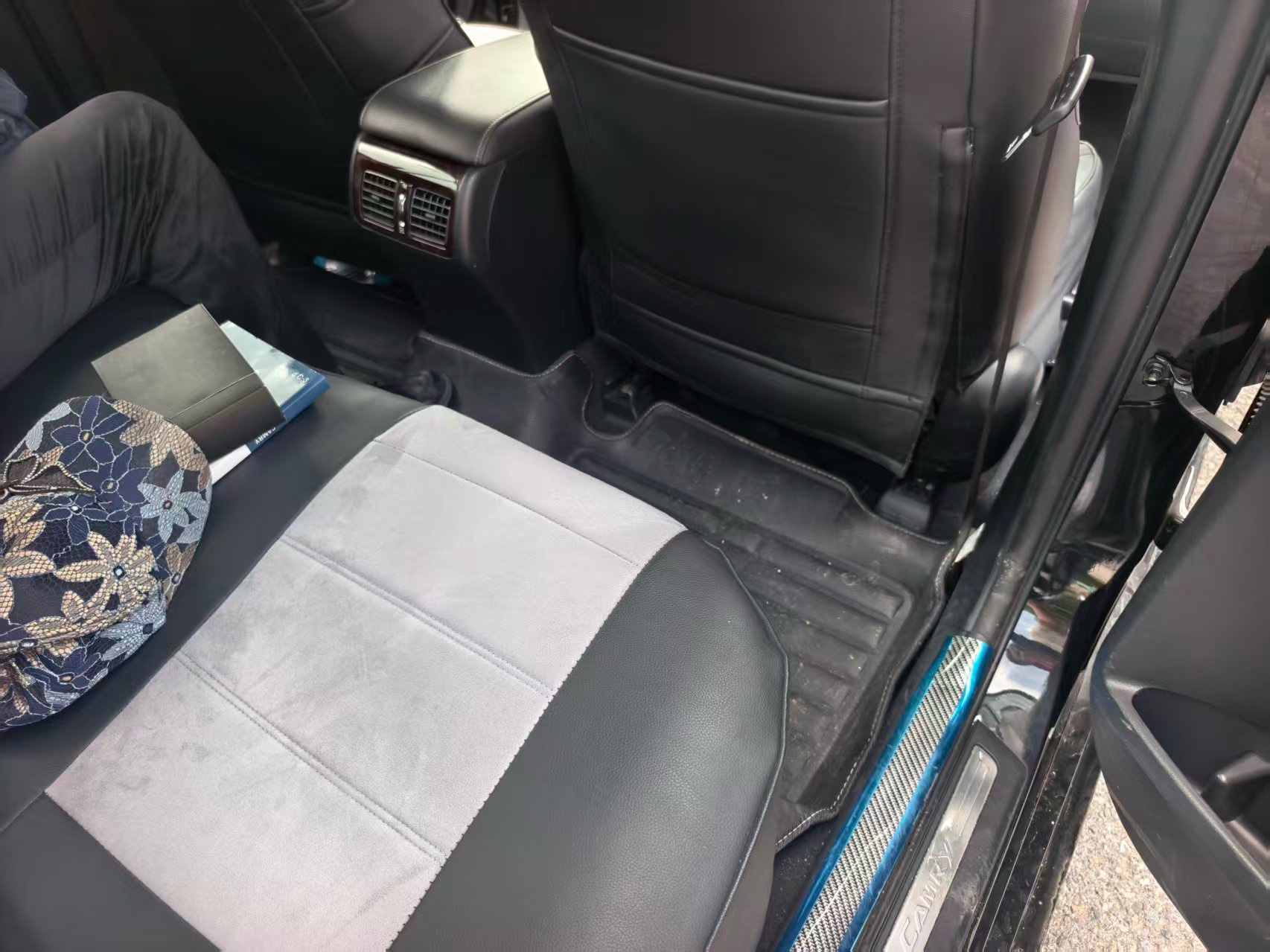 Toyota 2016 Camry 2.0G 10th Anniversary Luxury Edition — 6