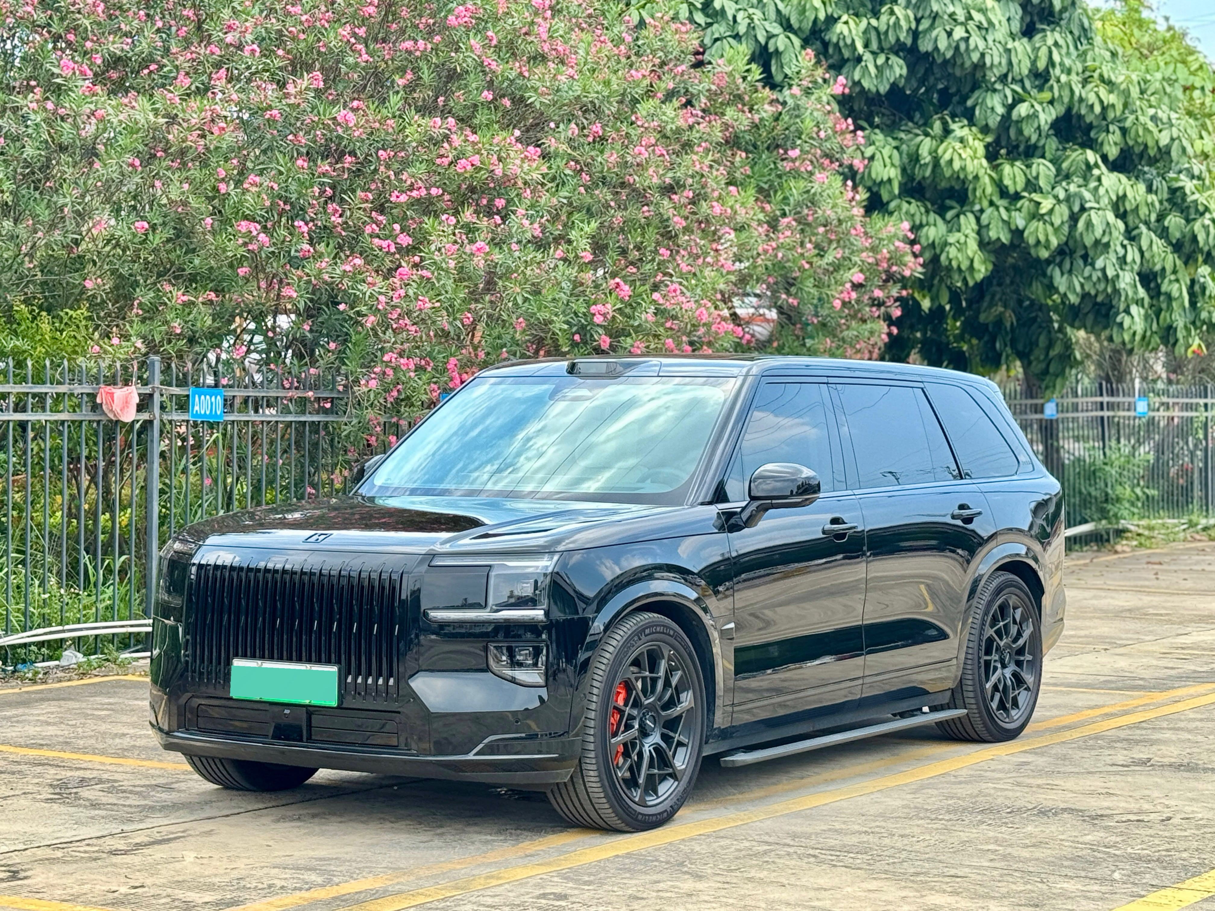 ZEEKR 2025 Zeekr 9X 2.0T Ultra Edition 55 kWh