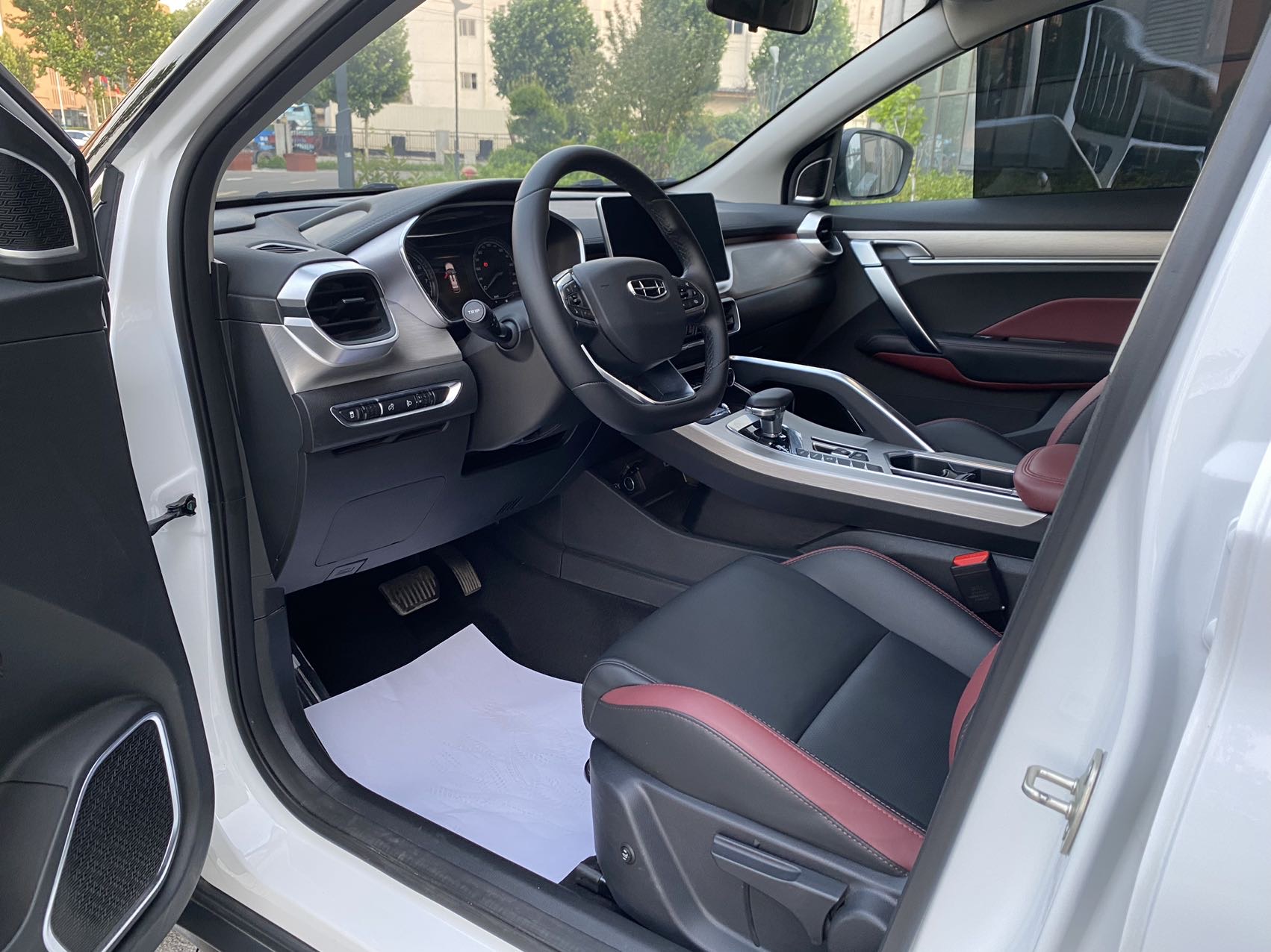 Geely Coolray 2021 Binyue 1.4T Diamond Edition — 4