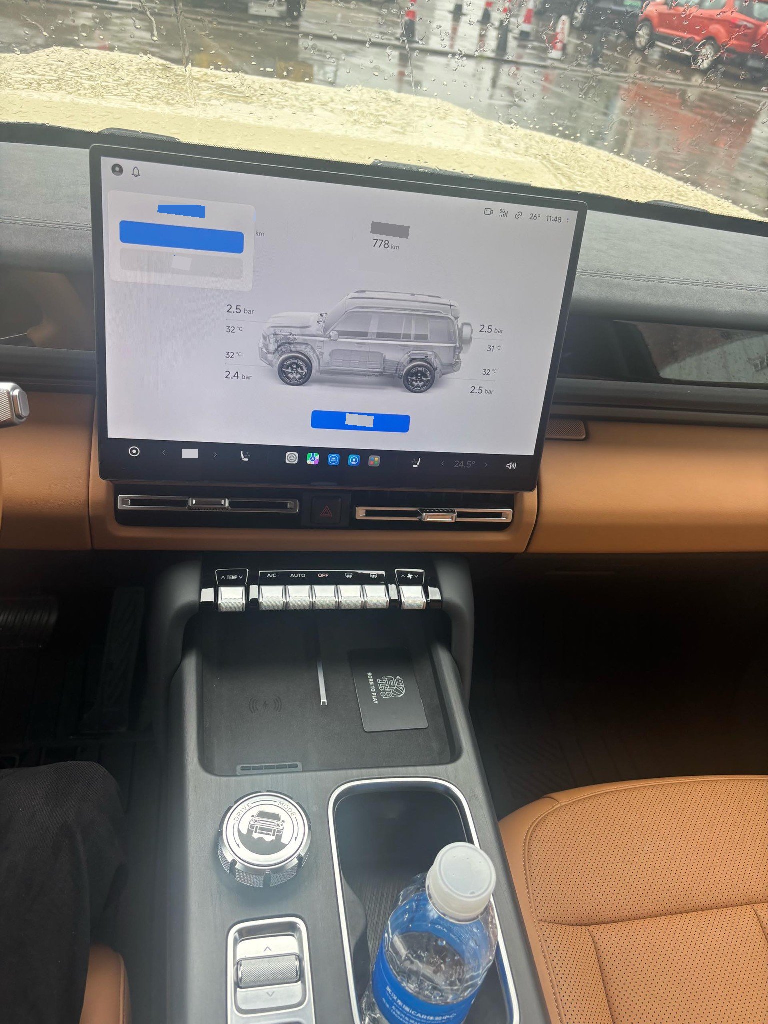 iCAR 2026 iCAR V27 200KM AWD Falcon 500 — 4