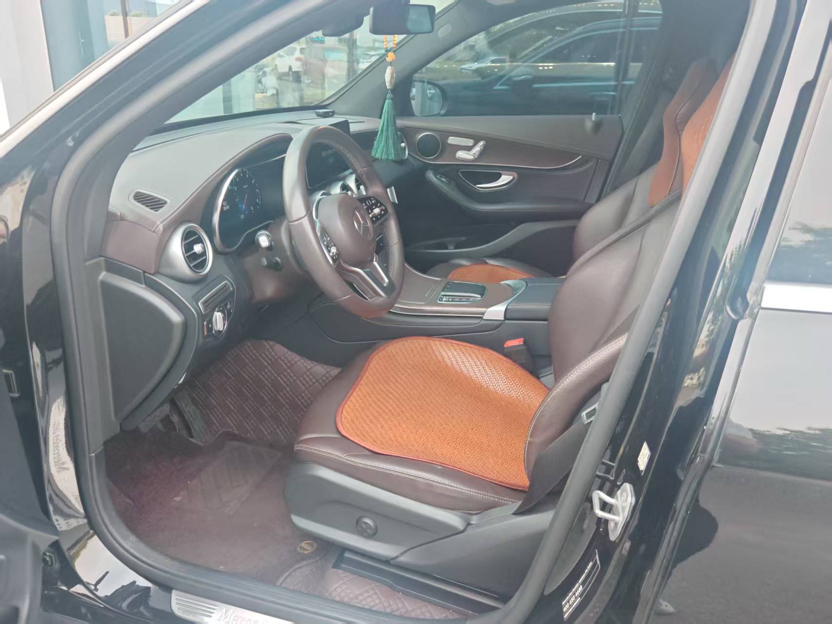 Mercedes-Benz 2020 GLC 300 L 4MATIC 2.0T Sport Model (facelift) — 3