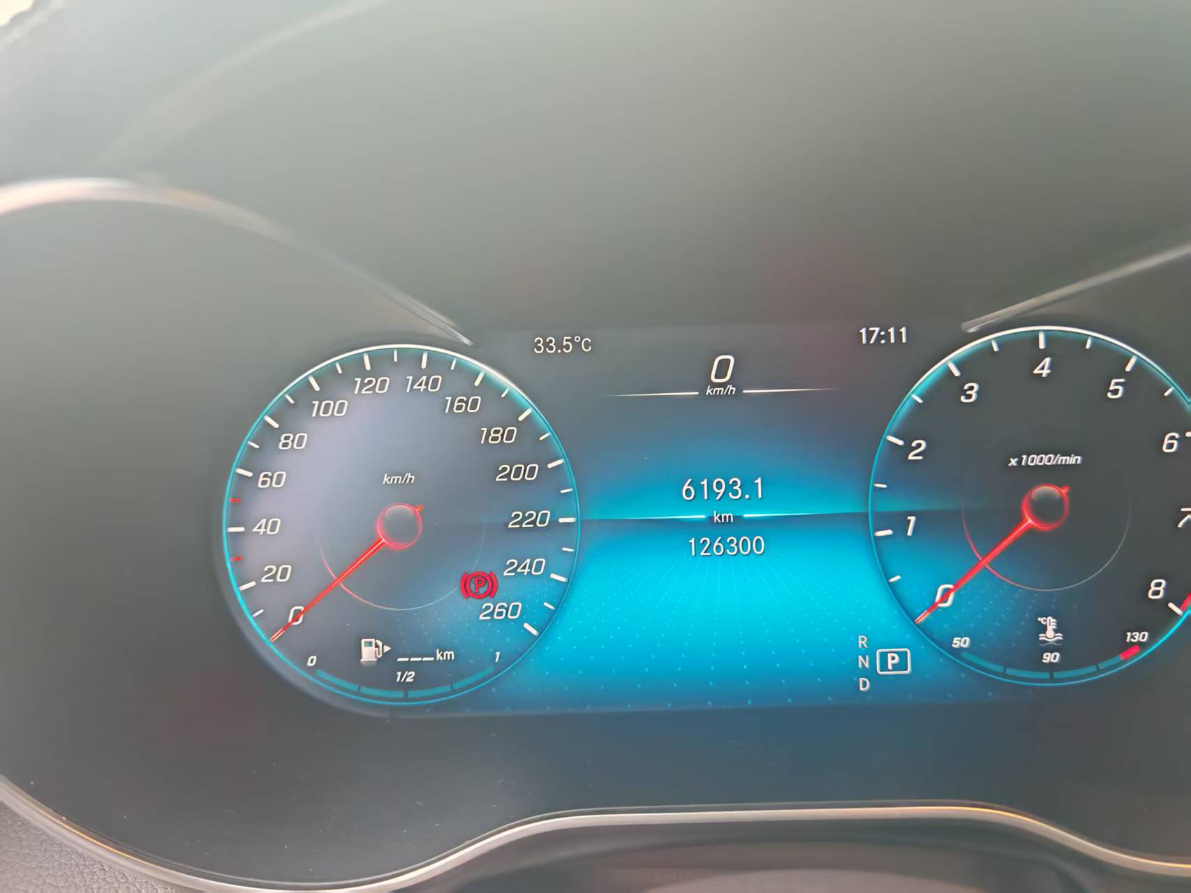 Mercedes-Benz 2020 GLC 300 L 4MATIC 2.0T Sport Model (facelift) — 6