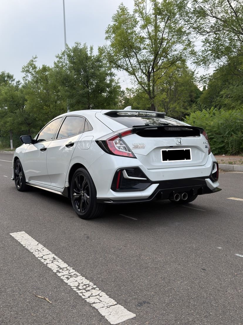 Honda 2021 Civic Hatchback 1.5T CVT 220TURBO Trendy & Cool — 9
