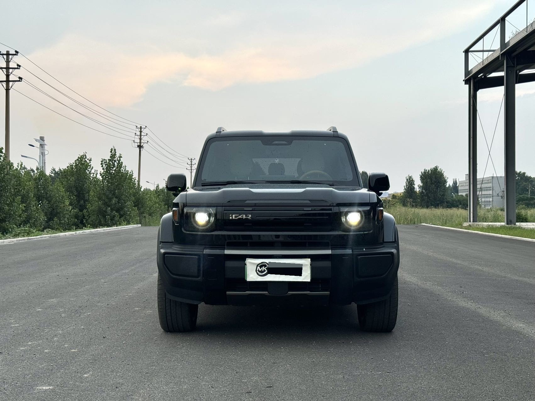 iCAR 2026 iCAR V27 200KM AWD Falcon 500 — 6
