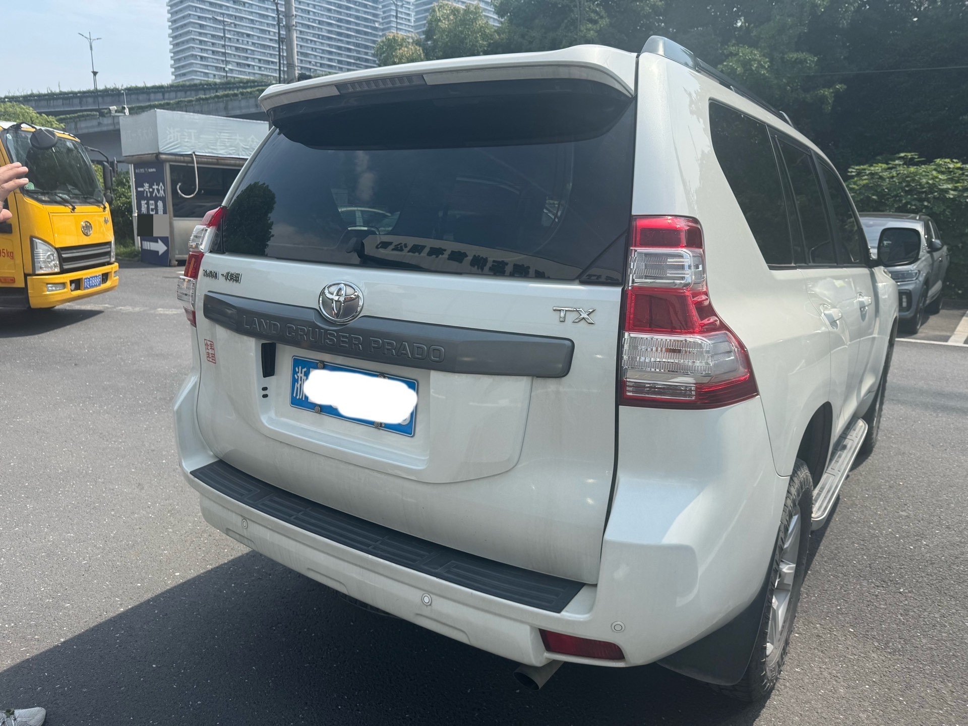 Toyota 2016 Prado 3.5 TX-L — 7
