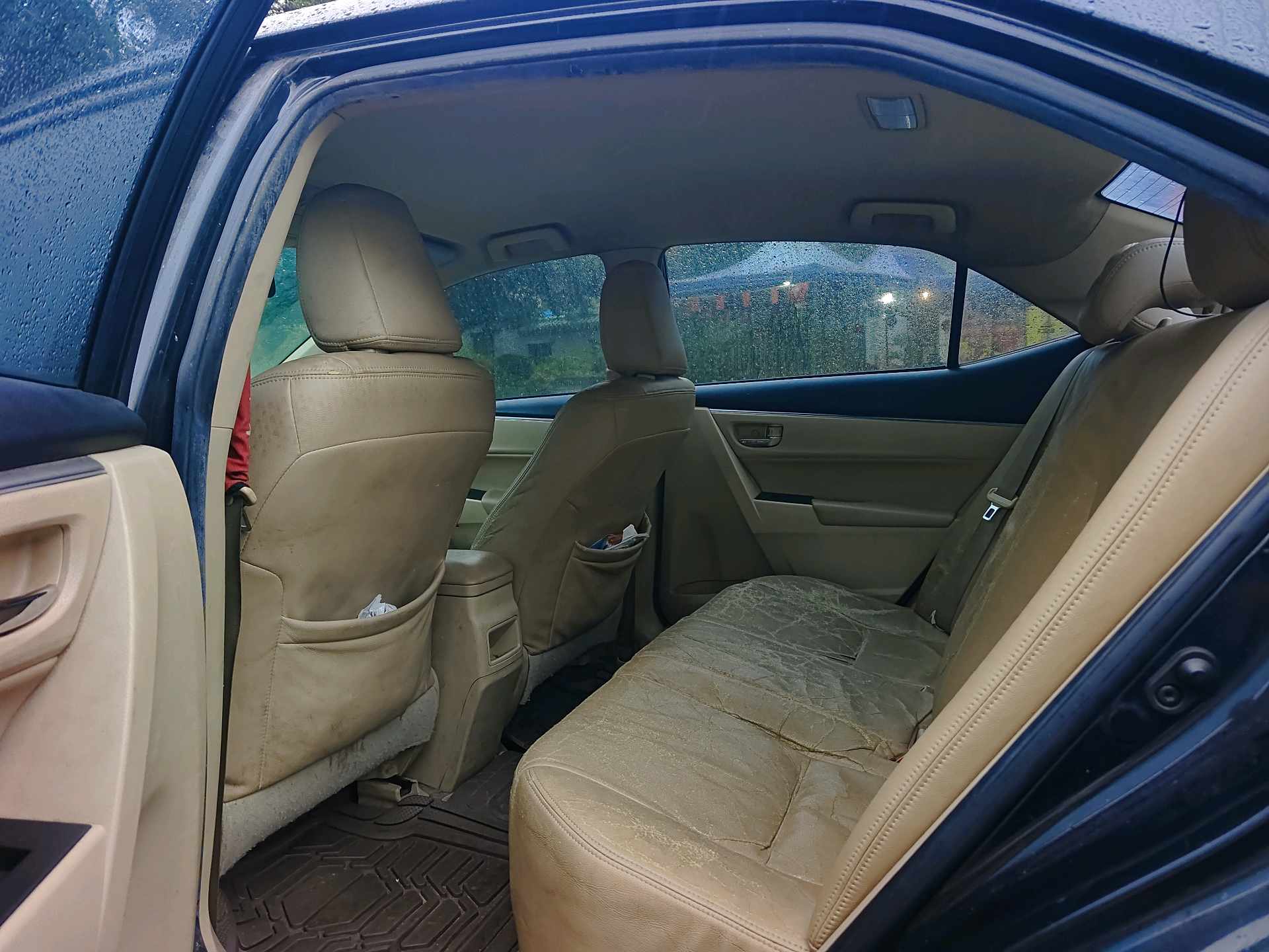 Toyota 2014 Corolla 1.6 CVT GL — 6