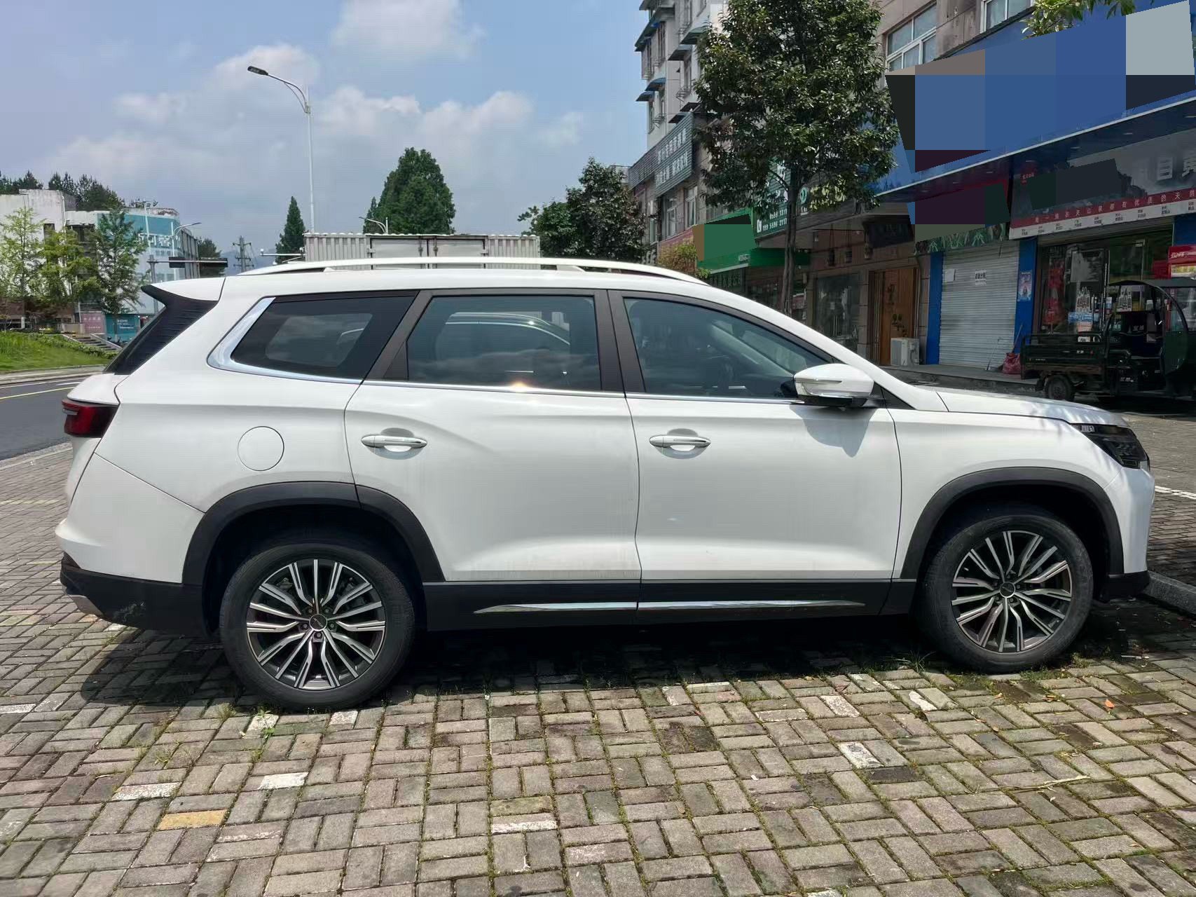JETOUR 2021 X90 PLUS 1.6TD Villa 5-seater — 3