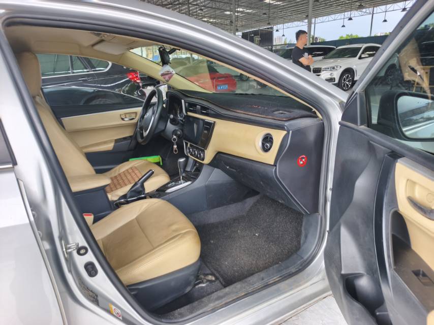 Toyota 2017 Corolla 1.2T CVT GL (facelift) — 4