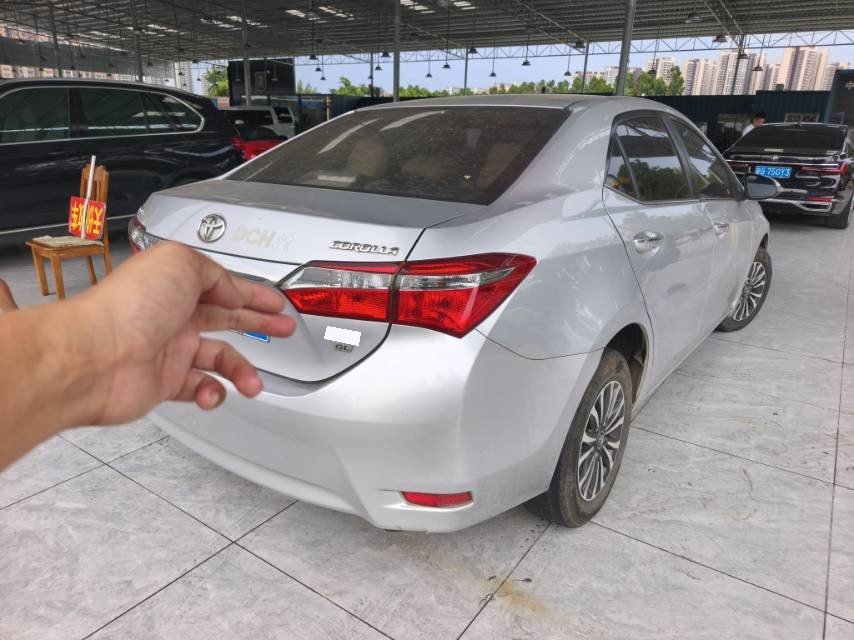 Toyota 2017 Corolla 1.2T CVT GL (facelift) — 5