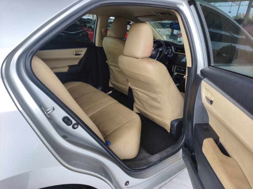 Toyota 2017 Corolla 1.2T CVT GL (facelift) — 6