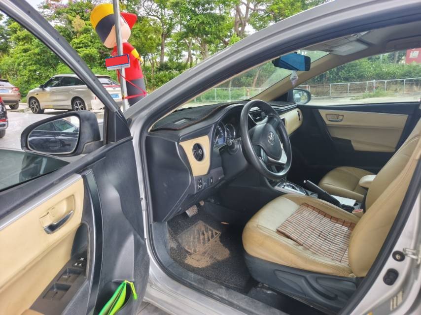 Toyota 2017 Corolla 1.2T CVT GL (facelift) — 8