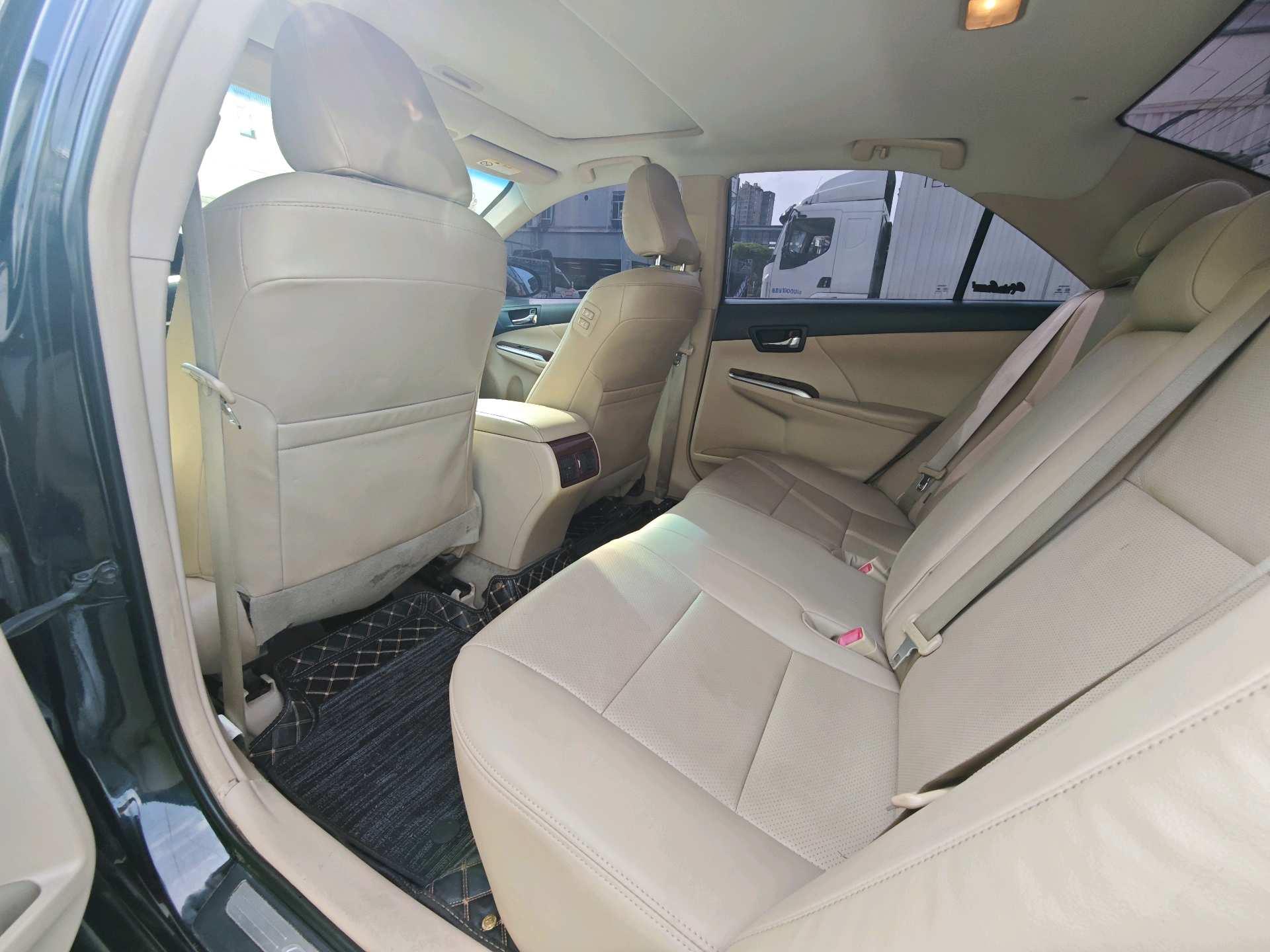 Toyota 2012 Camry 2.5 G Navi Luxury Navigation Edition — 10