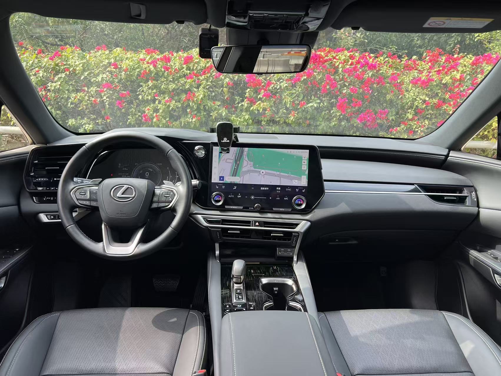 Lexus RX (Imported) 2023 RX350h 2.5 Continuously Variable Transmission, All-Wheel Drive Indulgence Model — 6
