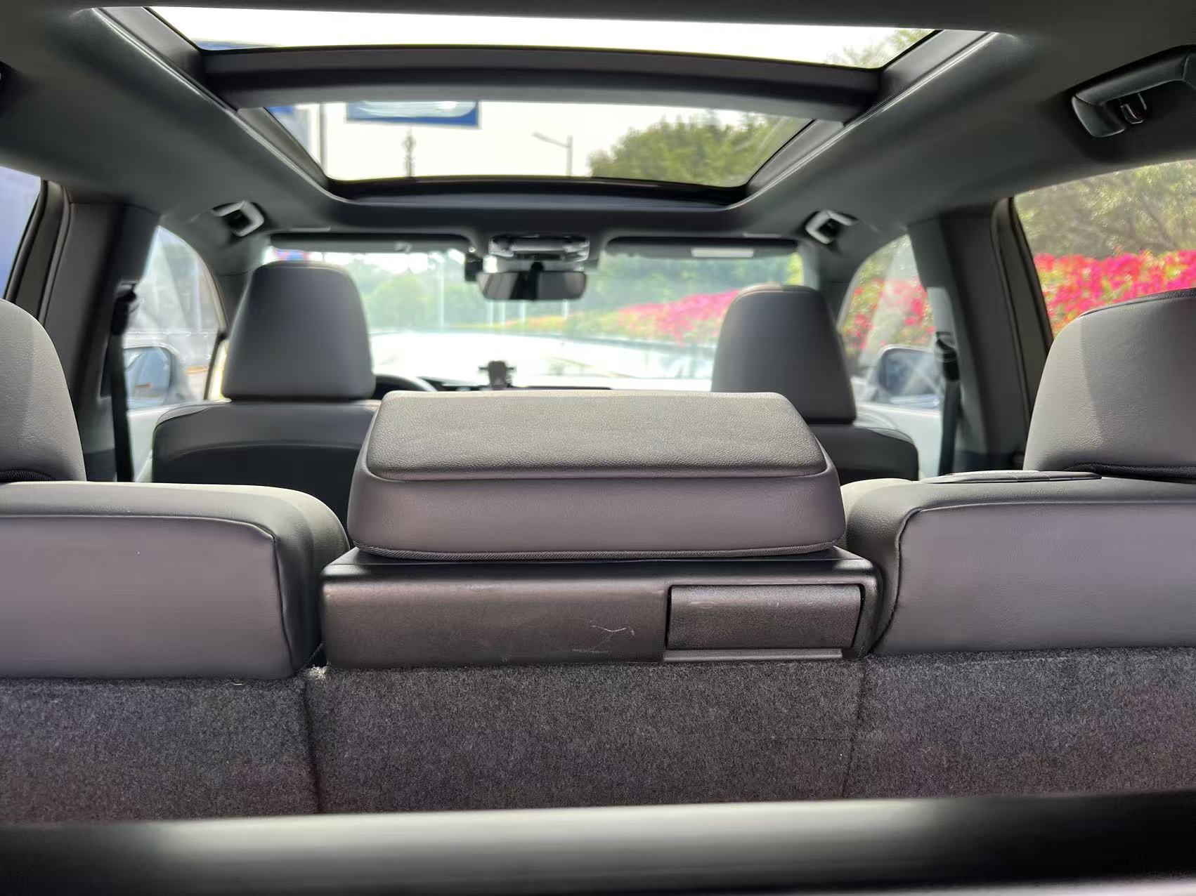 Lexus RX (Imported) 2023 RX350h 2.5 Continuously Variable Transmission, All-Wheel Drive Indulgence Model — 15