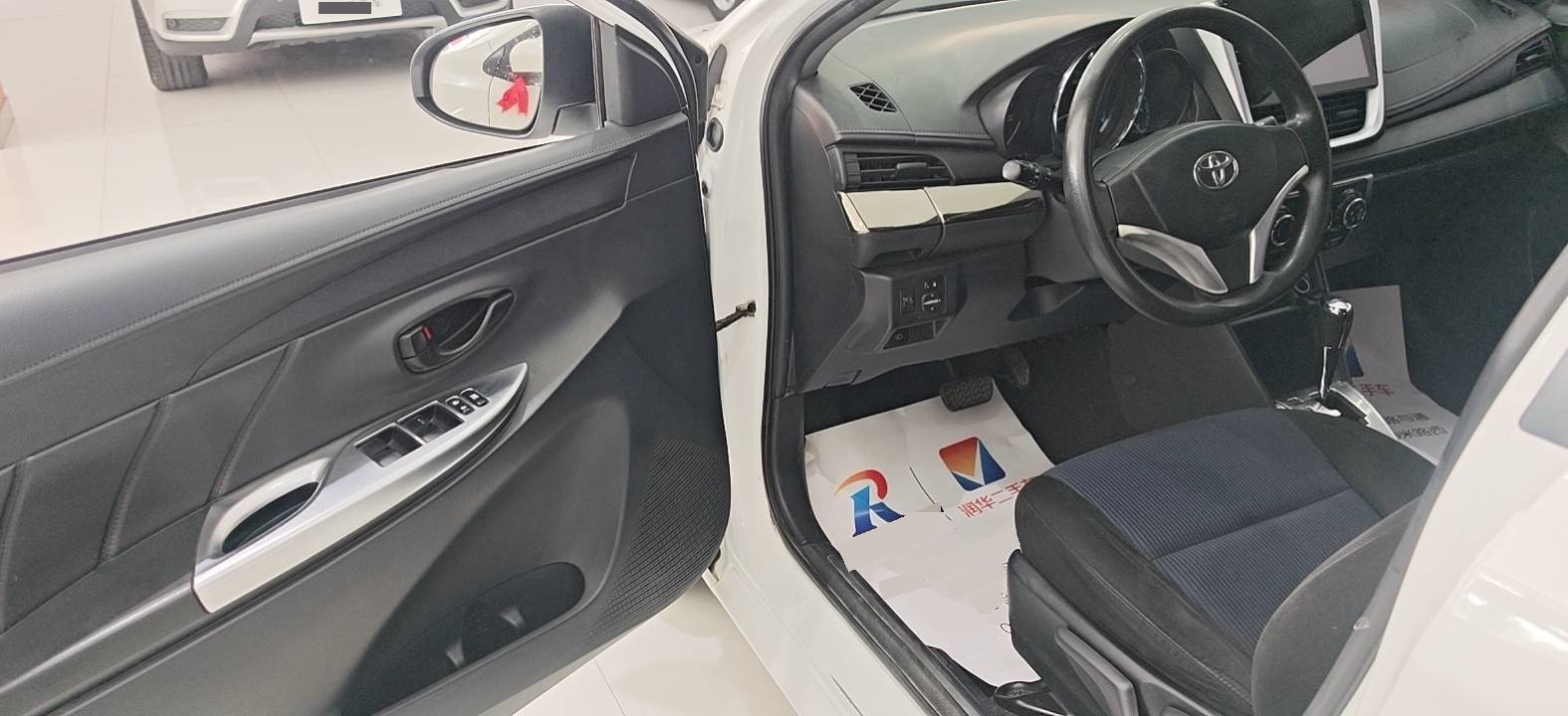 Toyota Yaris 2016 YARiS L Zhi Xuan 1.5E CVT Dynamic Edition — 4