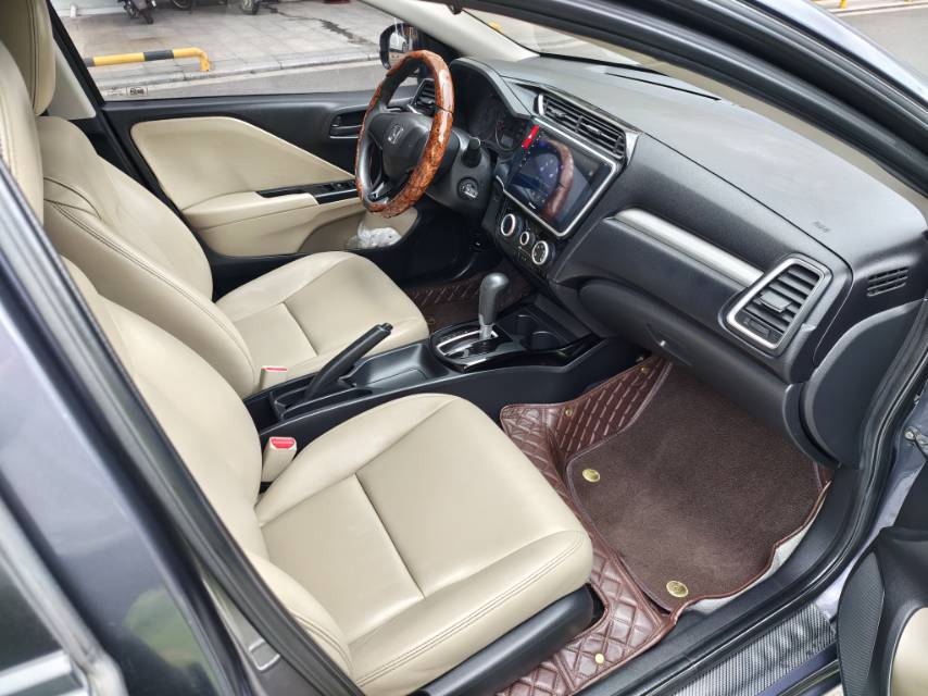 Honda Gienia 2016 City 1.5 CVT Style Edition — 8