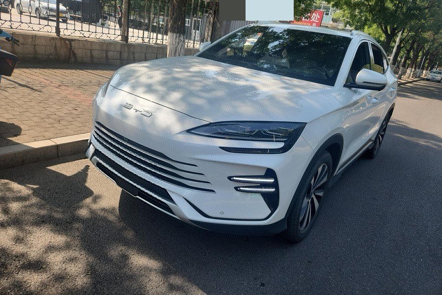 BYD 2023 Song PLUS DM-i 1.5 CVT Champion Edition 110 km Flagship PLUS