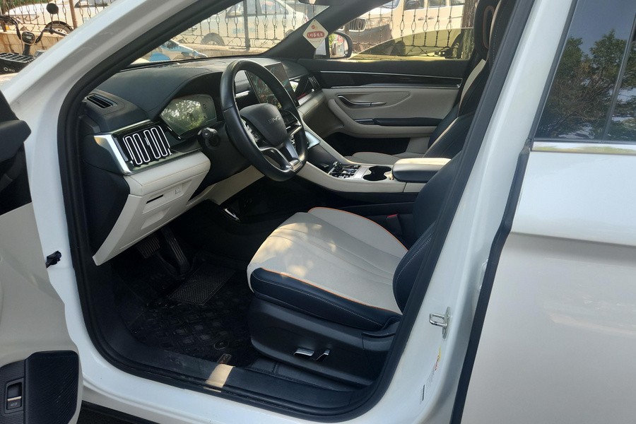 BYD 2023 Song PLUS DM-i 1.5 CVT Champion Edition 110 km Flagship PLUS — 2