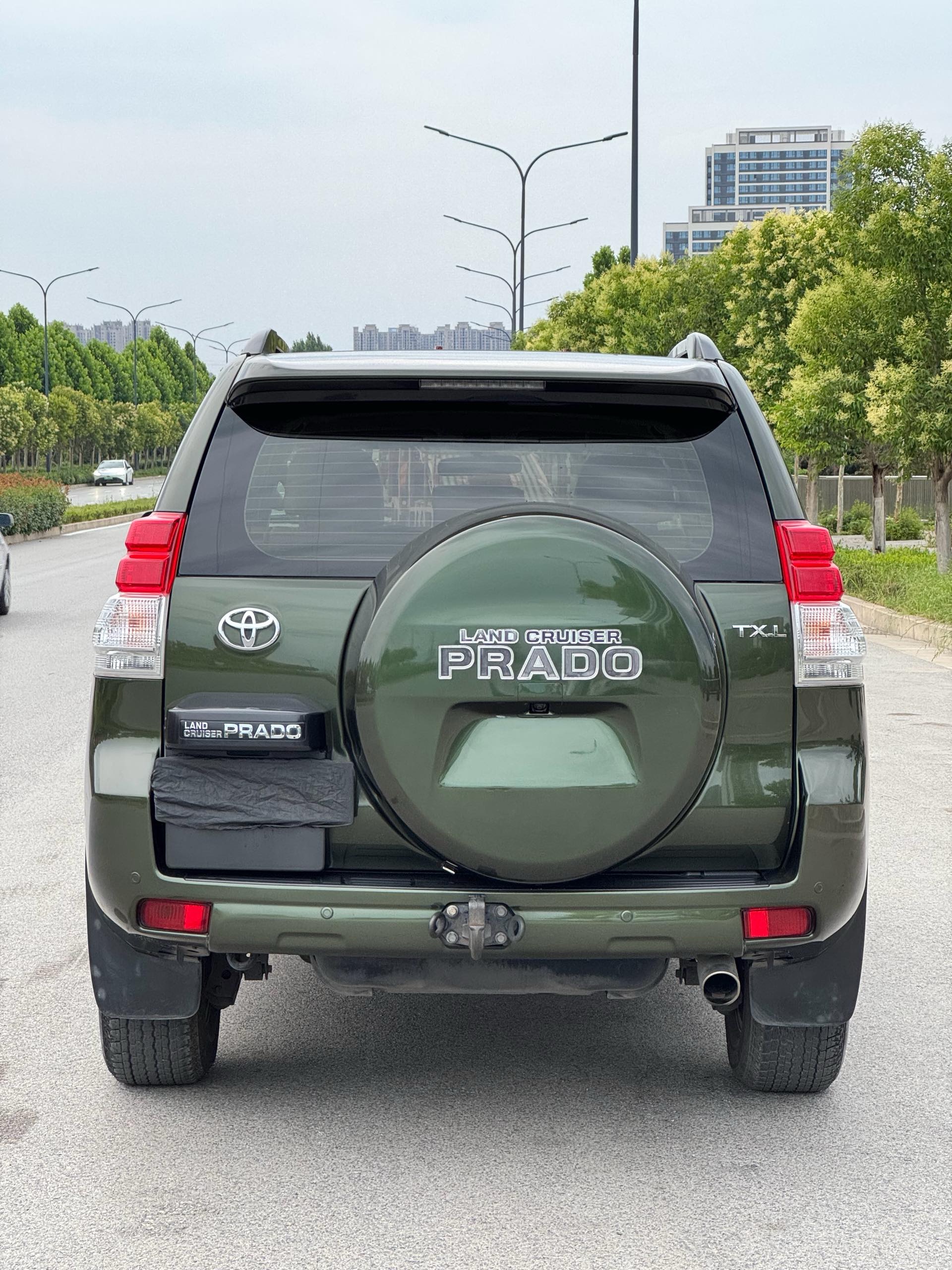 Toyota Prado (Imported) 2010 Prado 4.0 V6 — 5