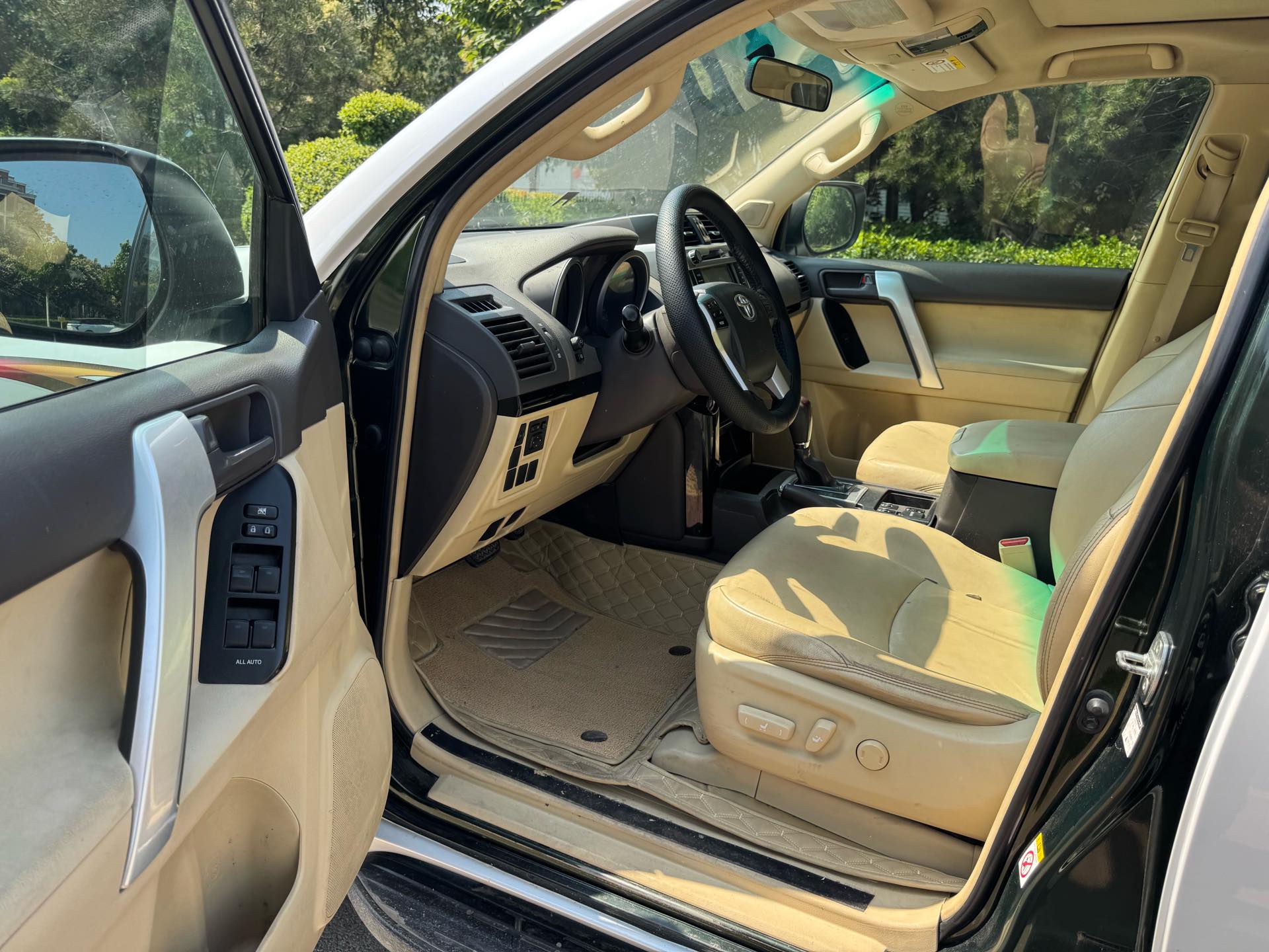 Toyota 2015 Prado 2.7 Standard — 7