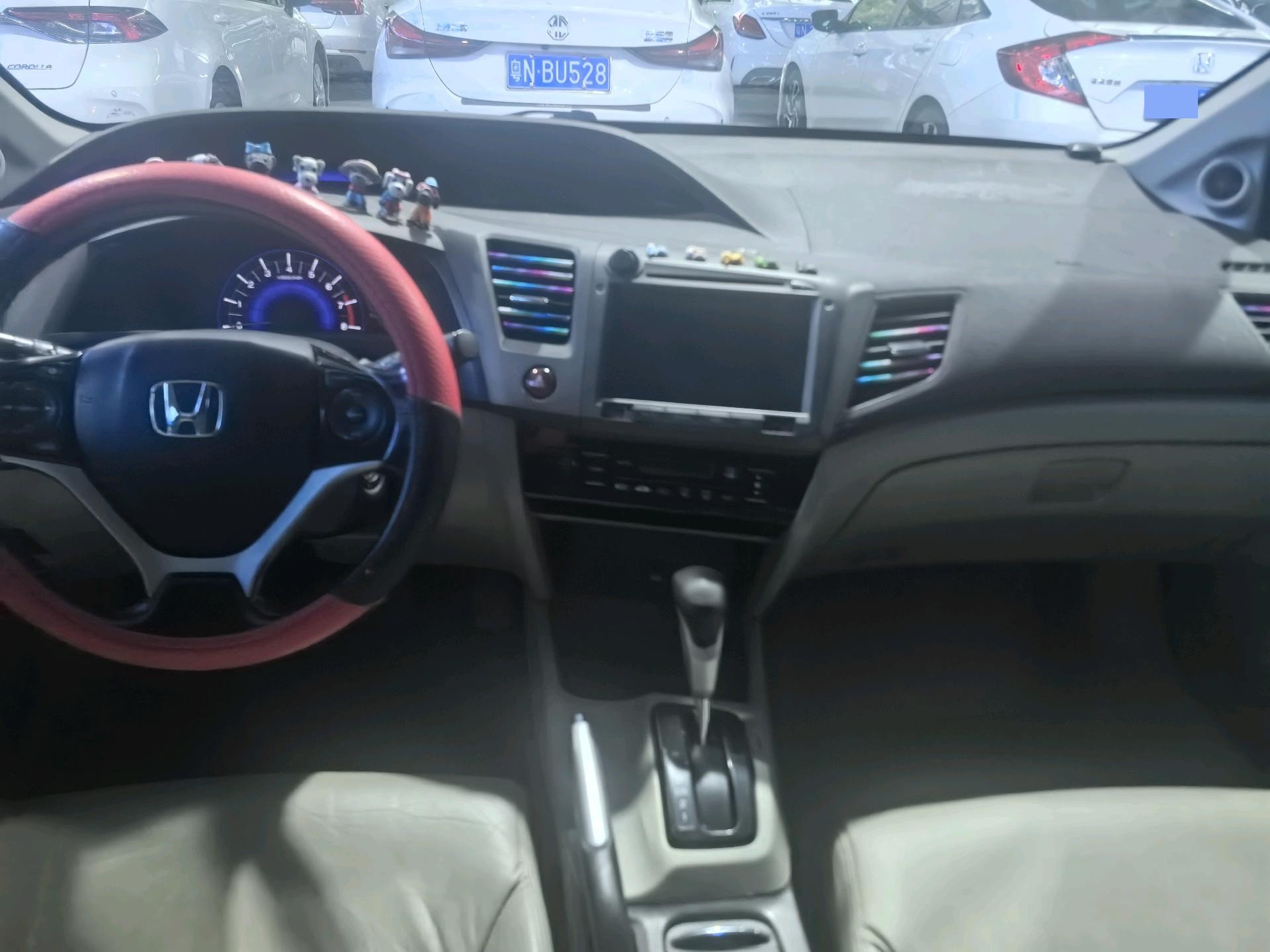 Honda 2012 Civic 1.8 VTi Luxury Version — 4